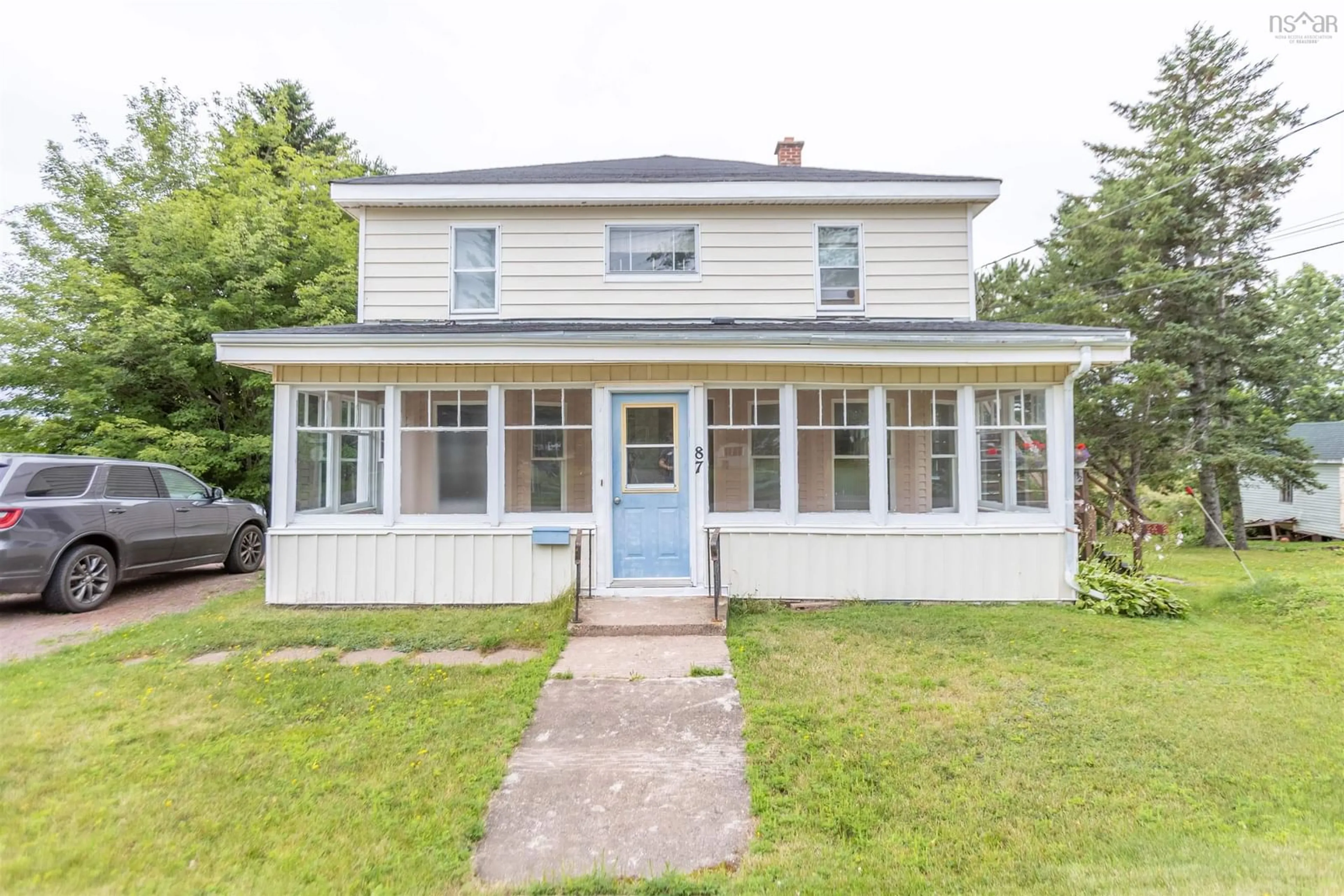 Home with vinyl exterior material, street for 87 West Victoria St, Amherst Nova Scotia B4H 1C7