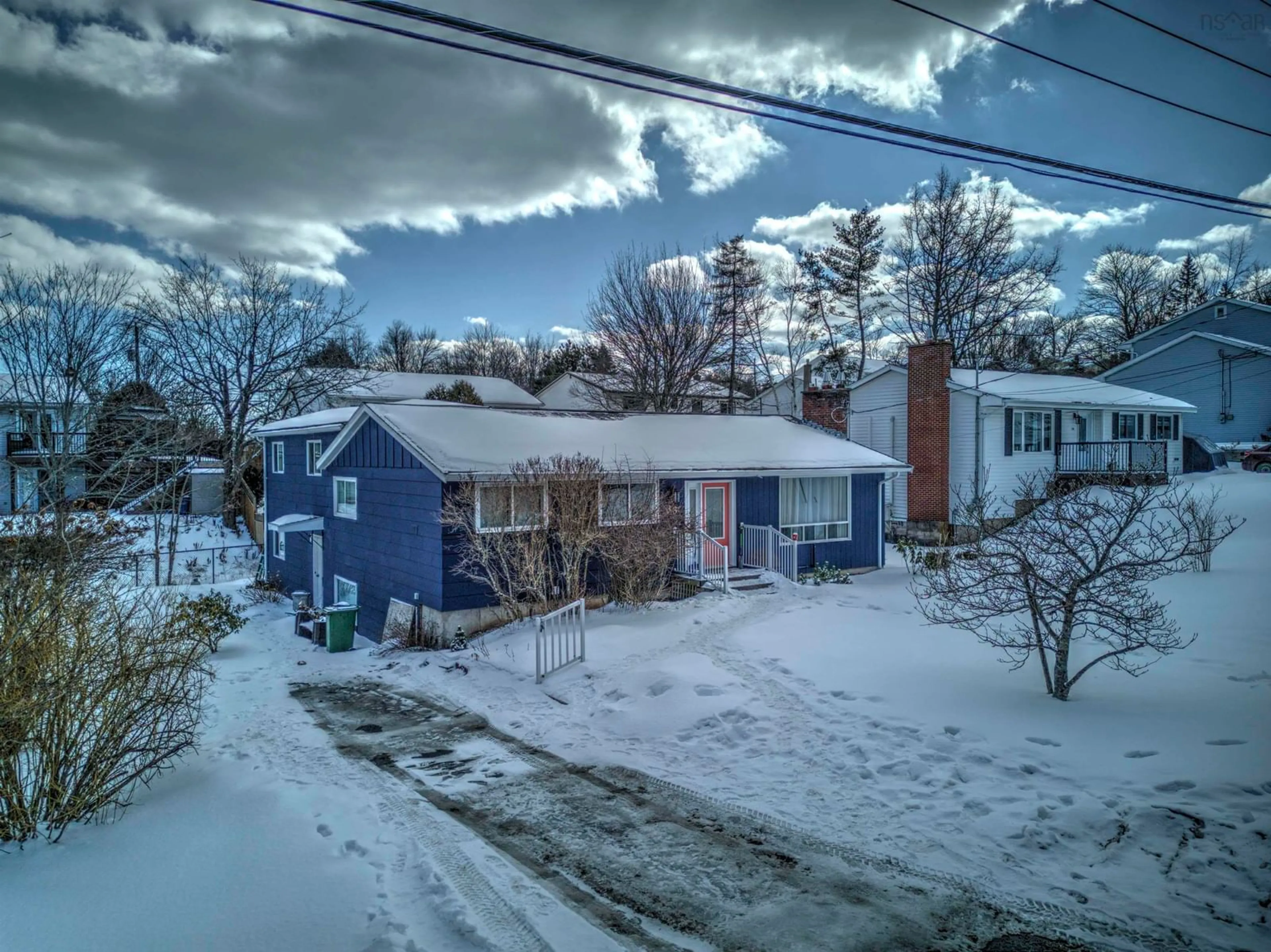 A pic from outside/outdoor area/front of a property/back of a property/a pic from drone, street for 33 Madeline Ave, Lower Sackville Nova Scotia B4C 2L8