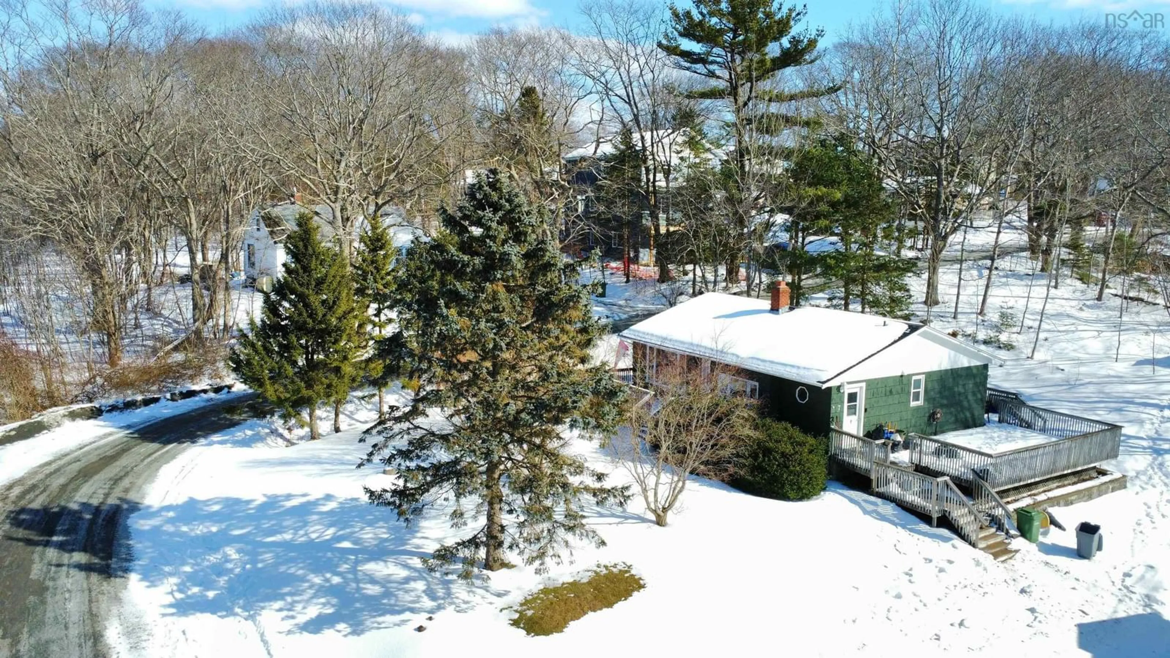 A pic from outside/outdoor area/front of a property/back of a property/a pic from drone, unknown for 7 Main St, Bedford Nova Scotia B4A 2M5