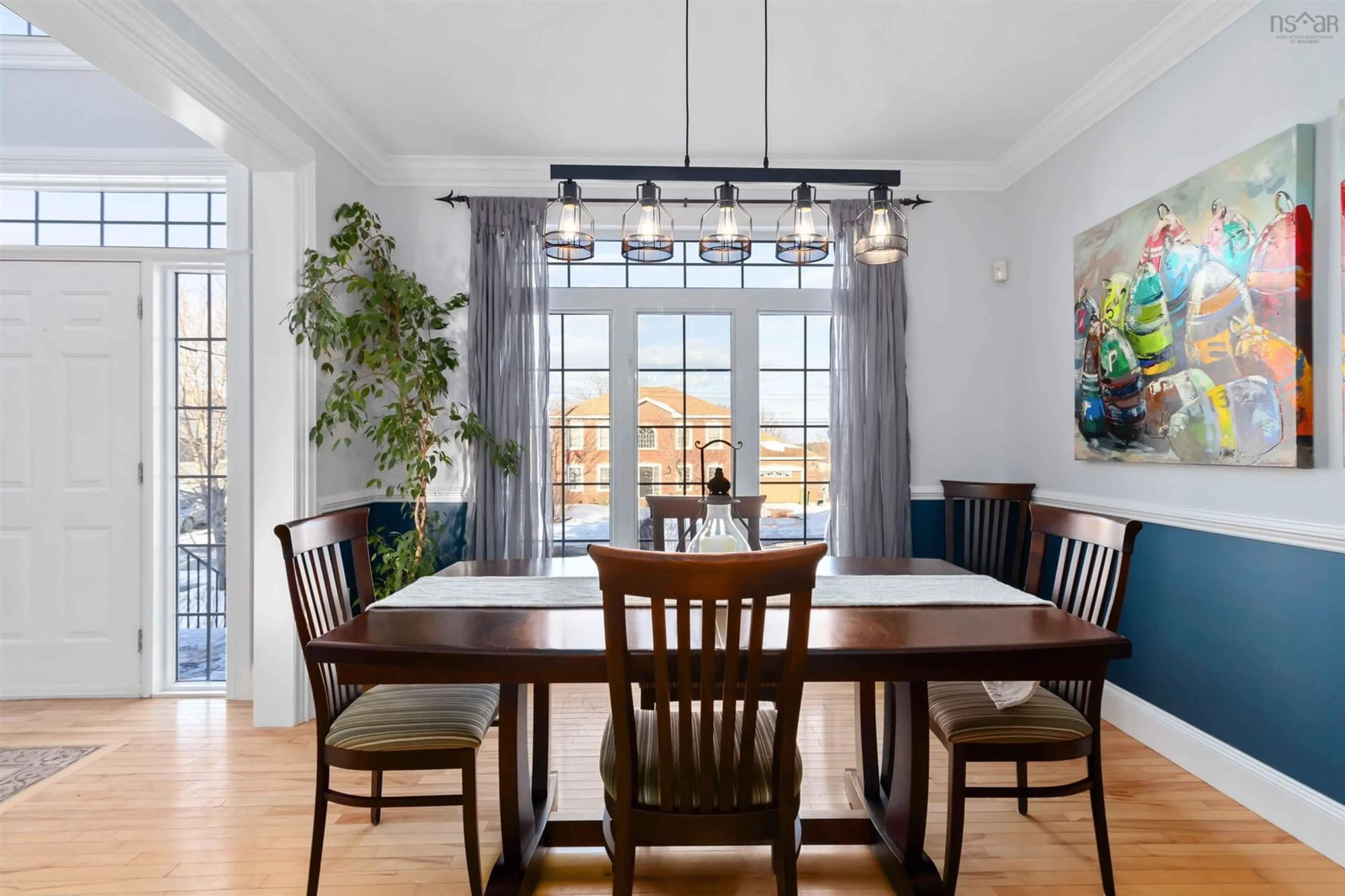 Dining room, wood/laminate floor for 12 Walnut  Hall, Dartmouth Nova Scotia B2Y 3S6