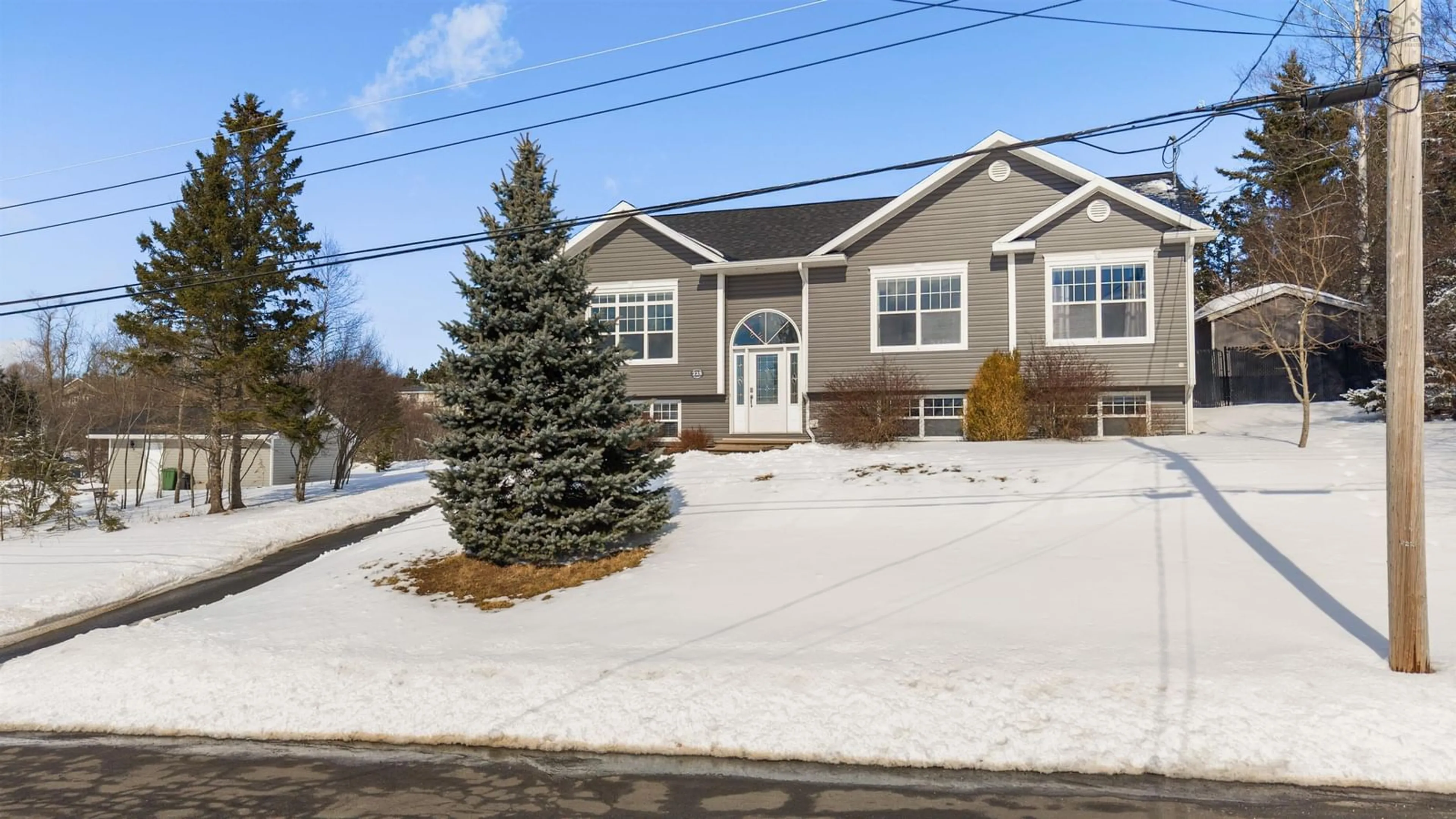 Home with vinyl exterior material, street for 225 Birchview Cres, New Glasgow Nova Scotia B2H 5T6