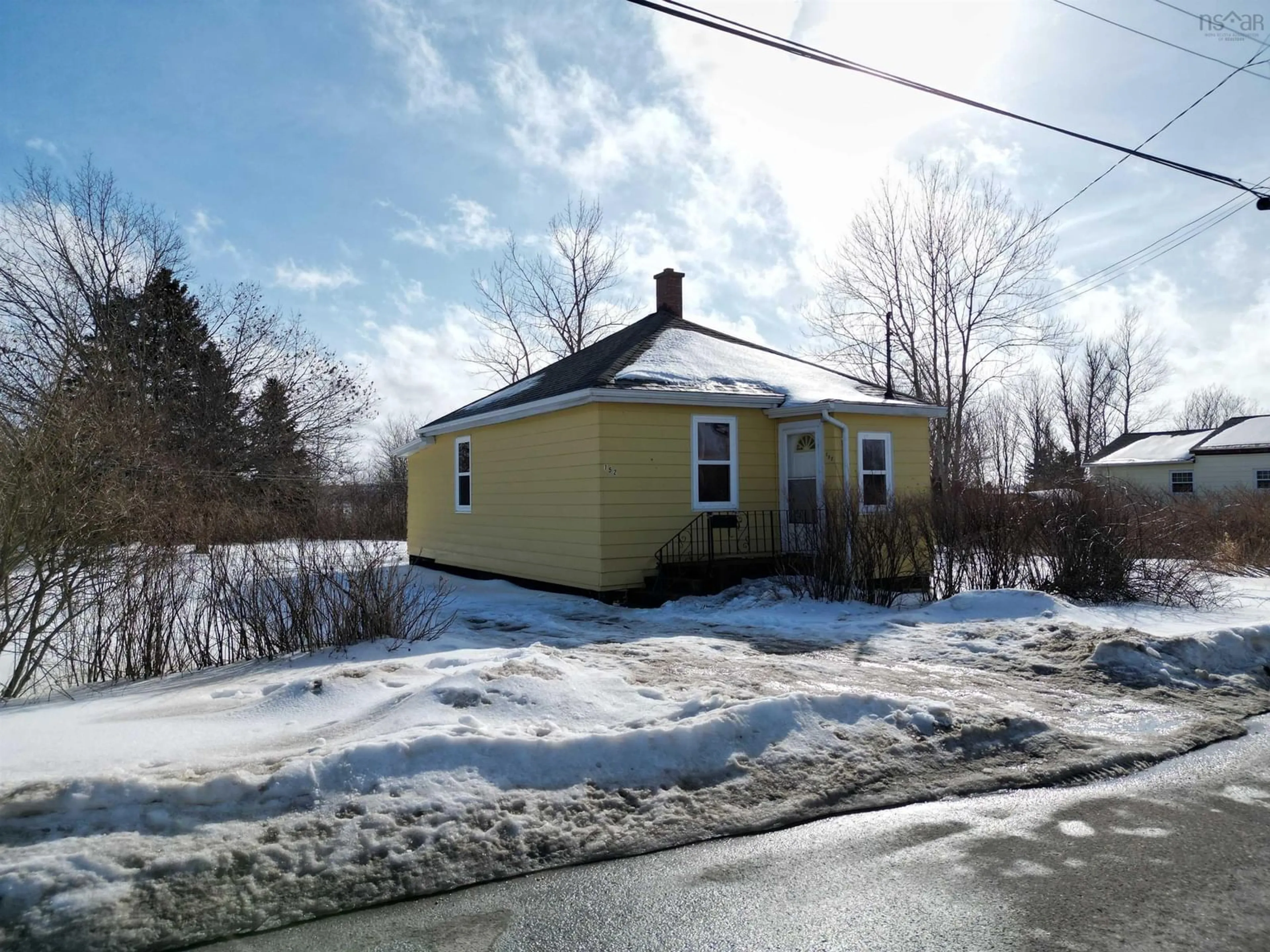 Shed for 152 Maloney Street, Sydney Nova Scotia B1N 2C8