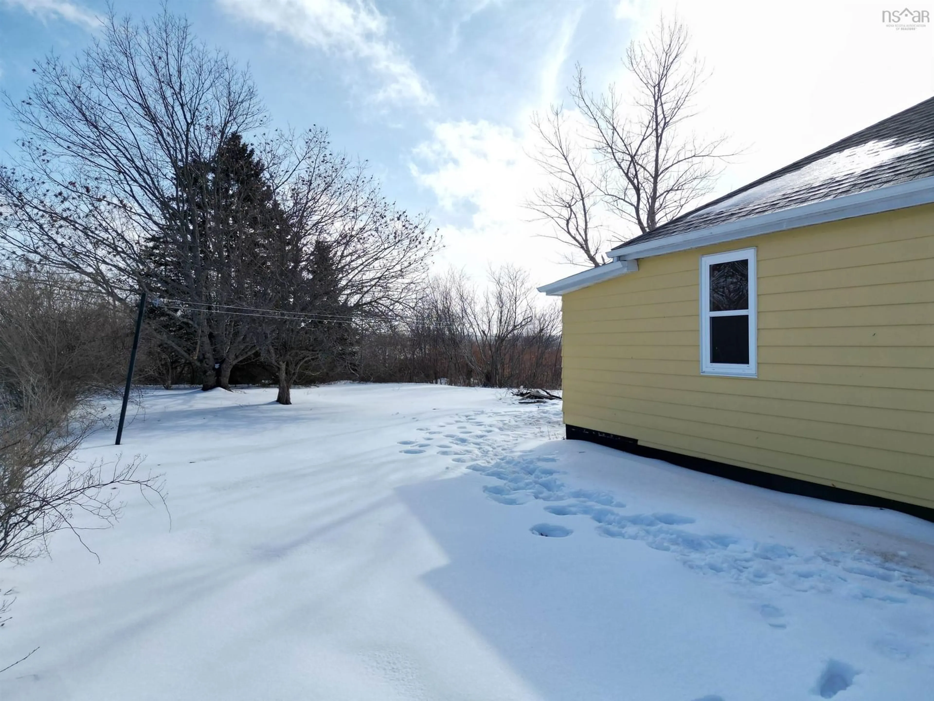 Shed for 152 Maloney Street, Sydney Nova Scotia B1N 2C8