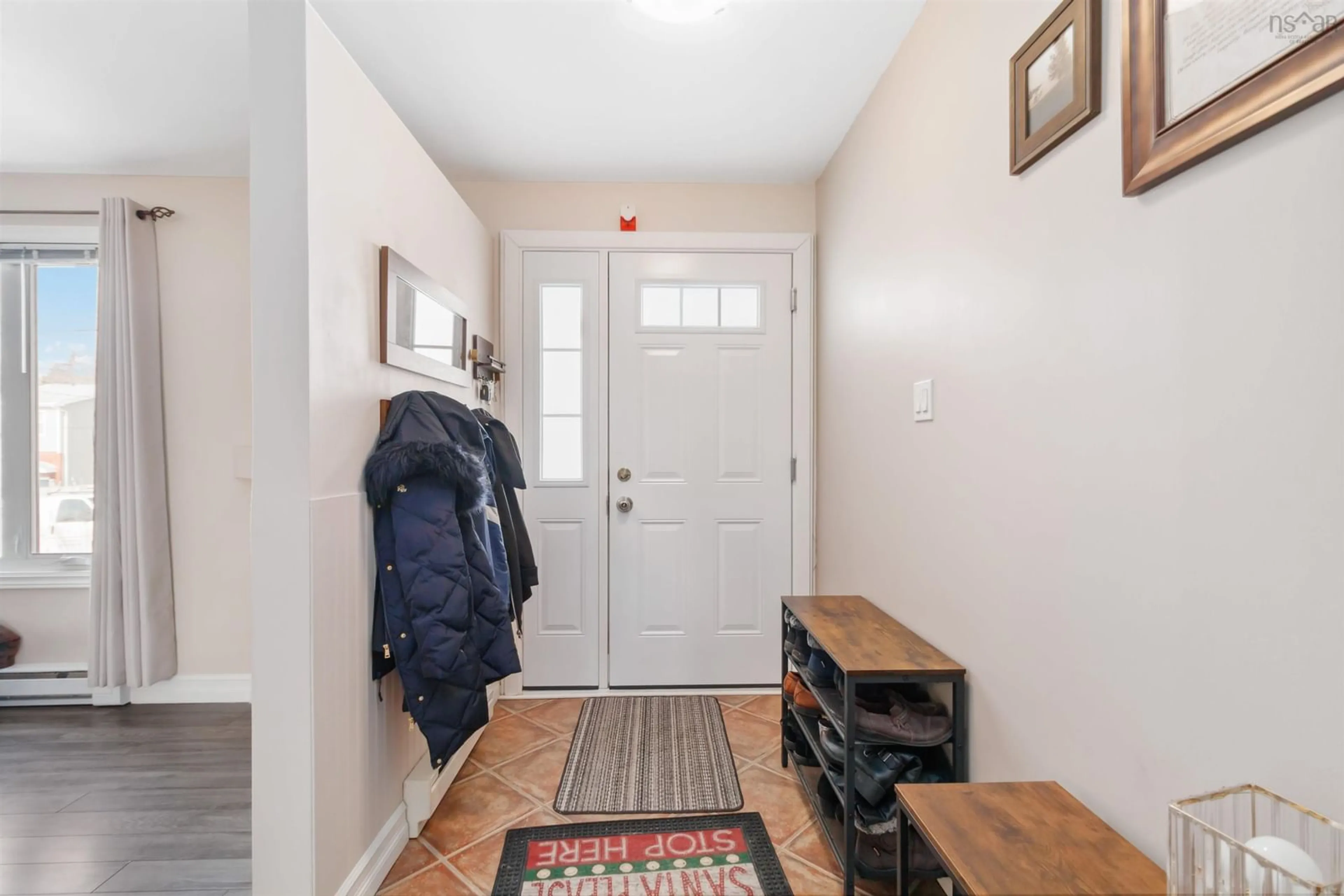 Indoor entryway for 27 Collins Grove, Dartmouth Nova Scotia B2W 4G3