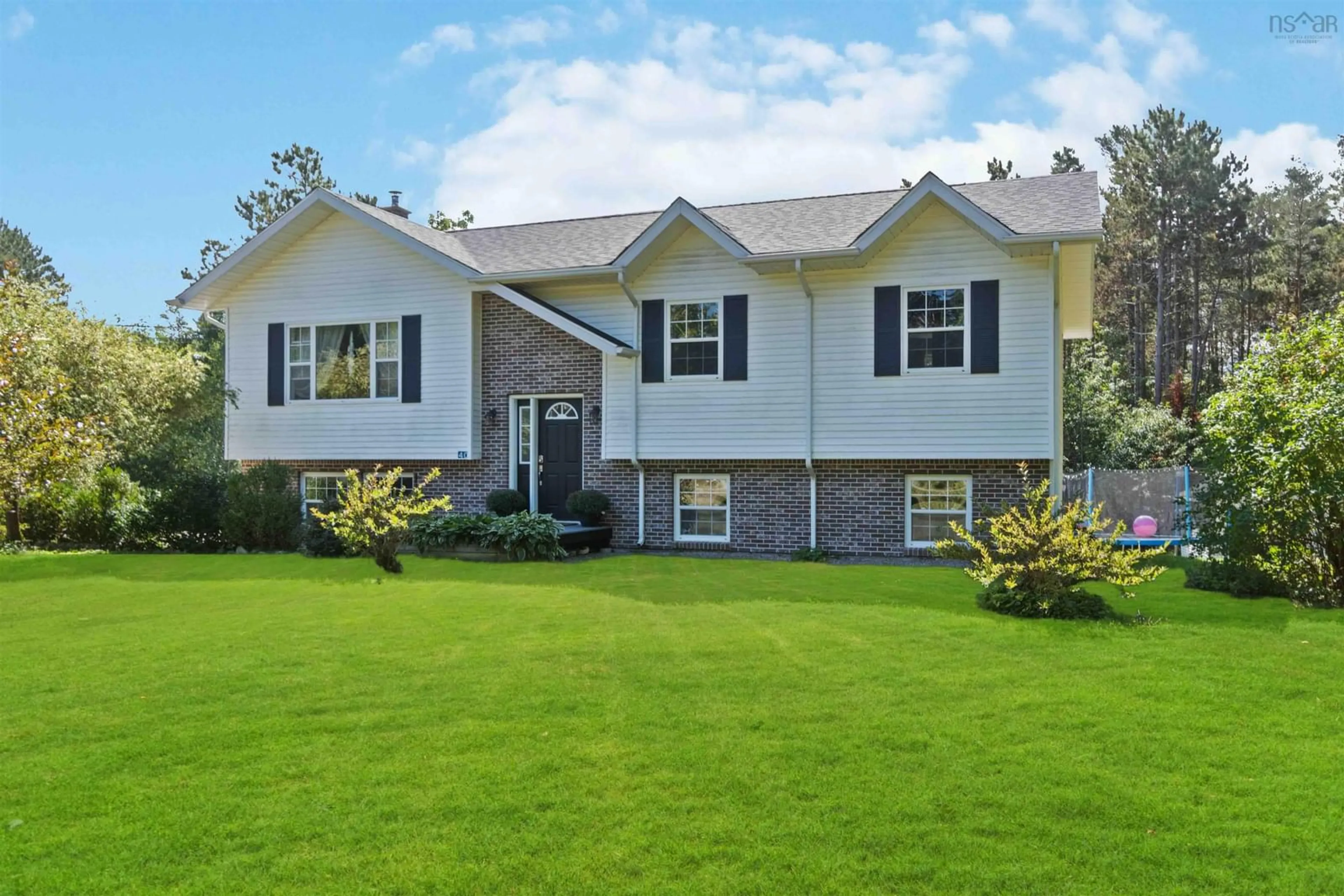 Home with vinyl exterior material, unknown for 40 Ritson Ave, Cambridge Nova Scotia B0P 1G0