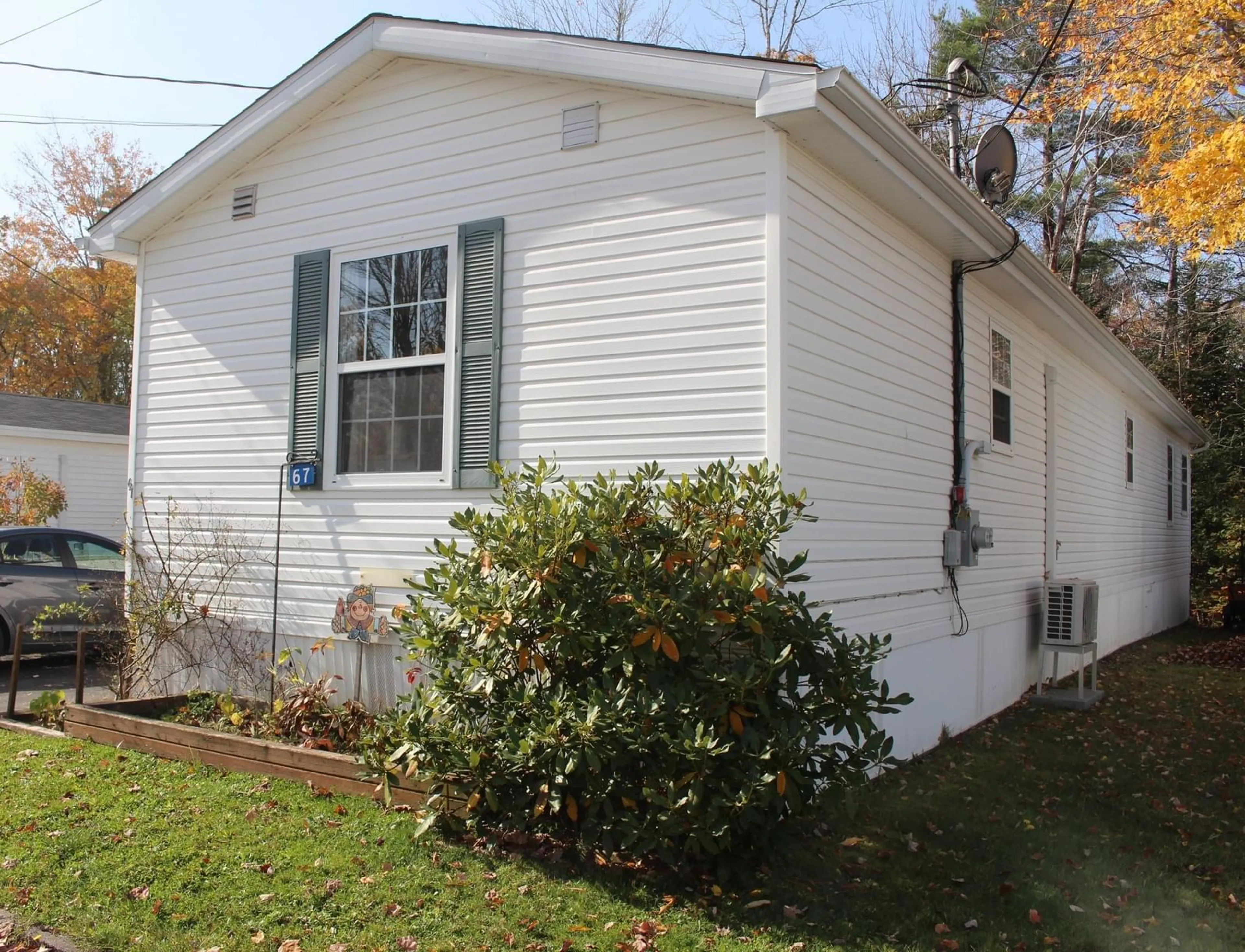 Home with vinyl exterior material, street for 67 Joshua St, Enfield Nova Scotia B2T 1K4