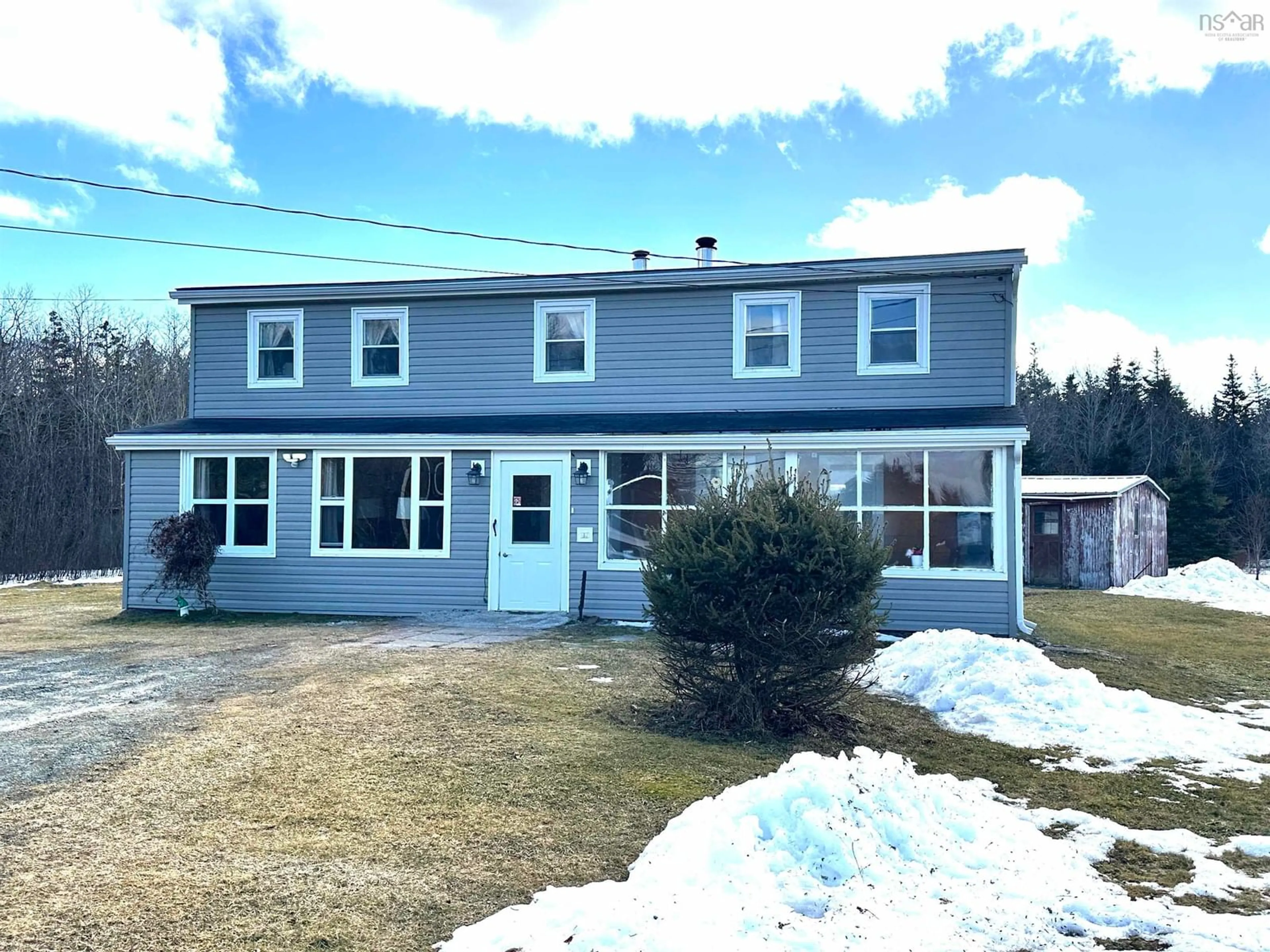 Home with vinyl exterior material, building for 376 Shore Rd, Mersey Point Nova Scotia B0T 1K0