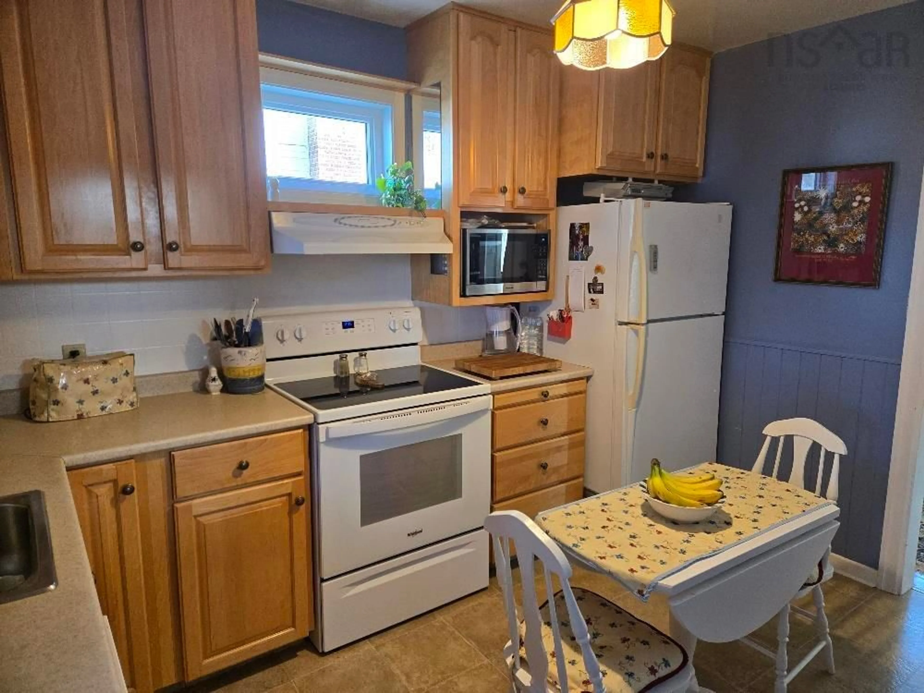 Standard kitchen, wood/laminate floor for 3 North St, Truro Nova Scotia B2N 2C9