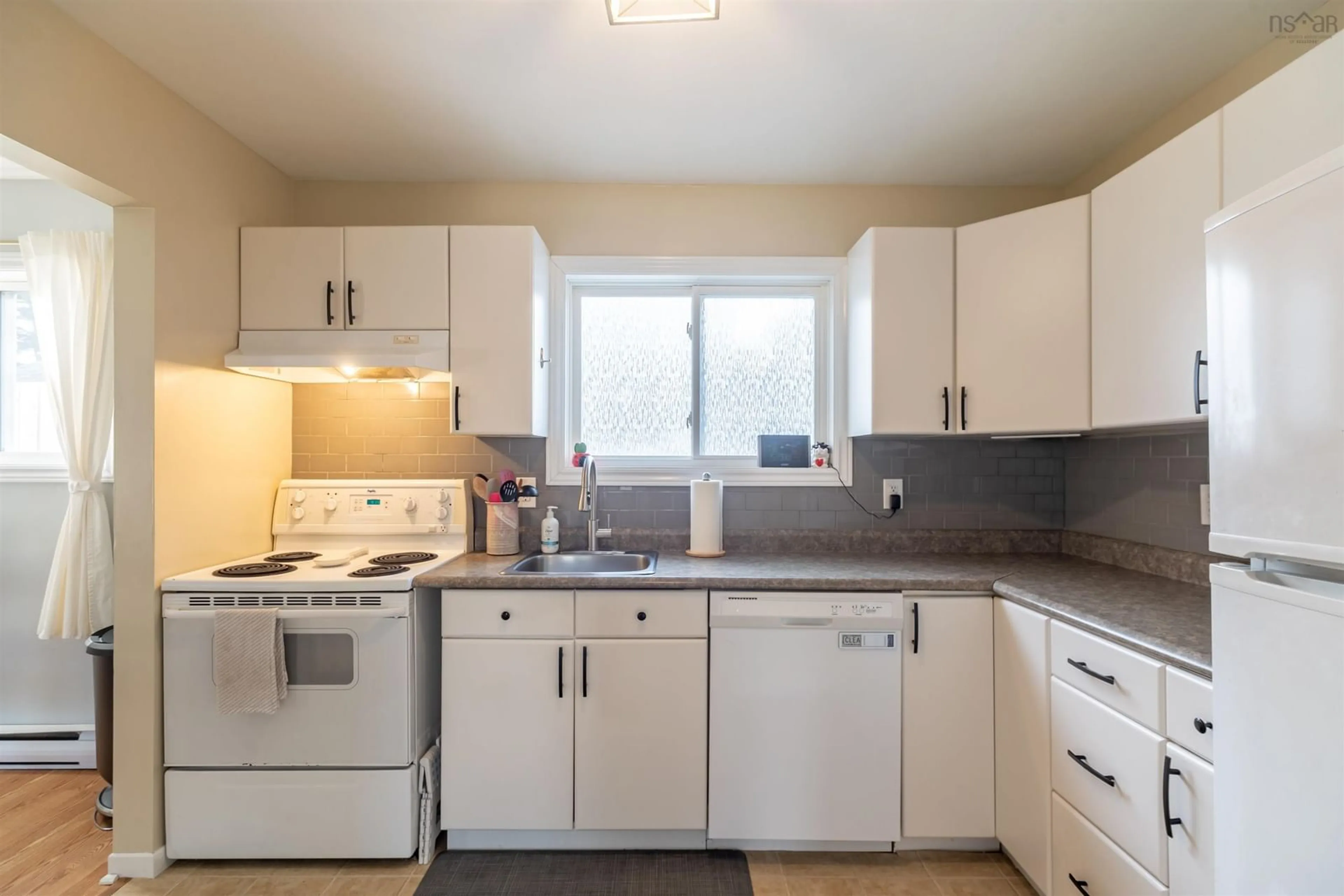 Standard kitchen, unknown for 516 Arklow Dr, Cole Harbour Nova Scotia B2W 4S4