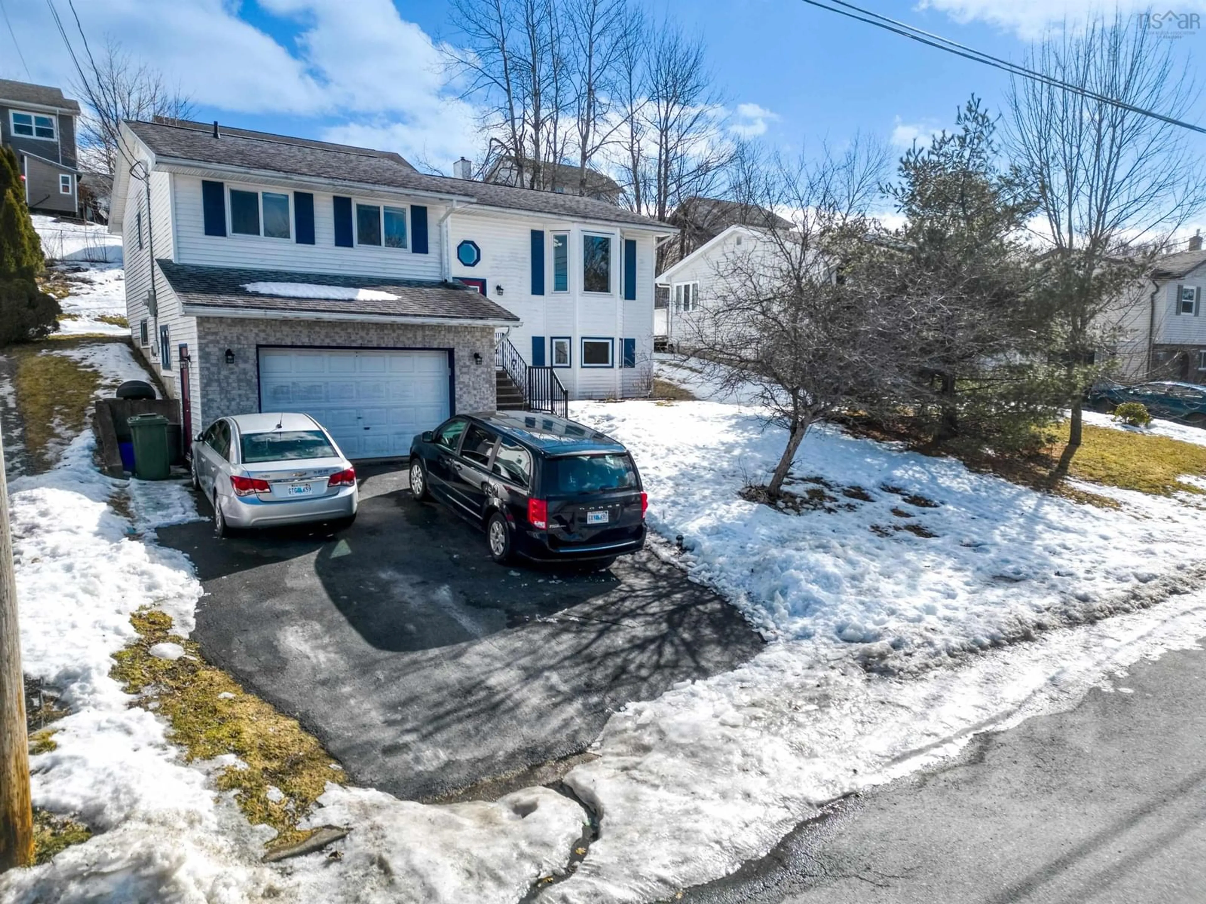 A pic from outside/outdoor area/front of a property/back of a property/a pic from drone, street for 31 Yerevan Dr, Lower Sackville Nova Scotia B4C 4A9