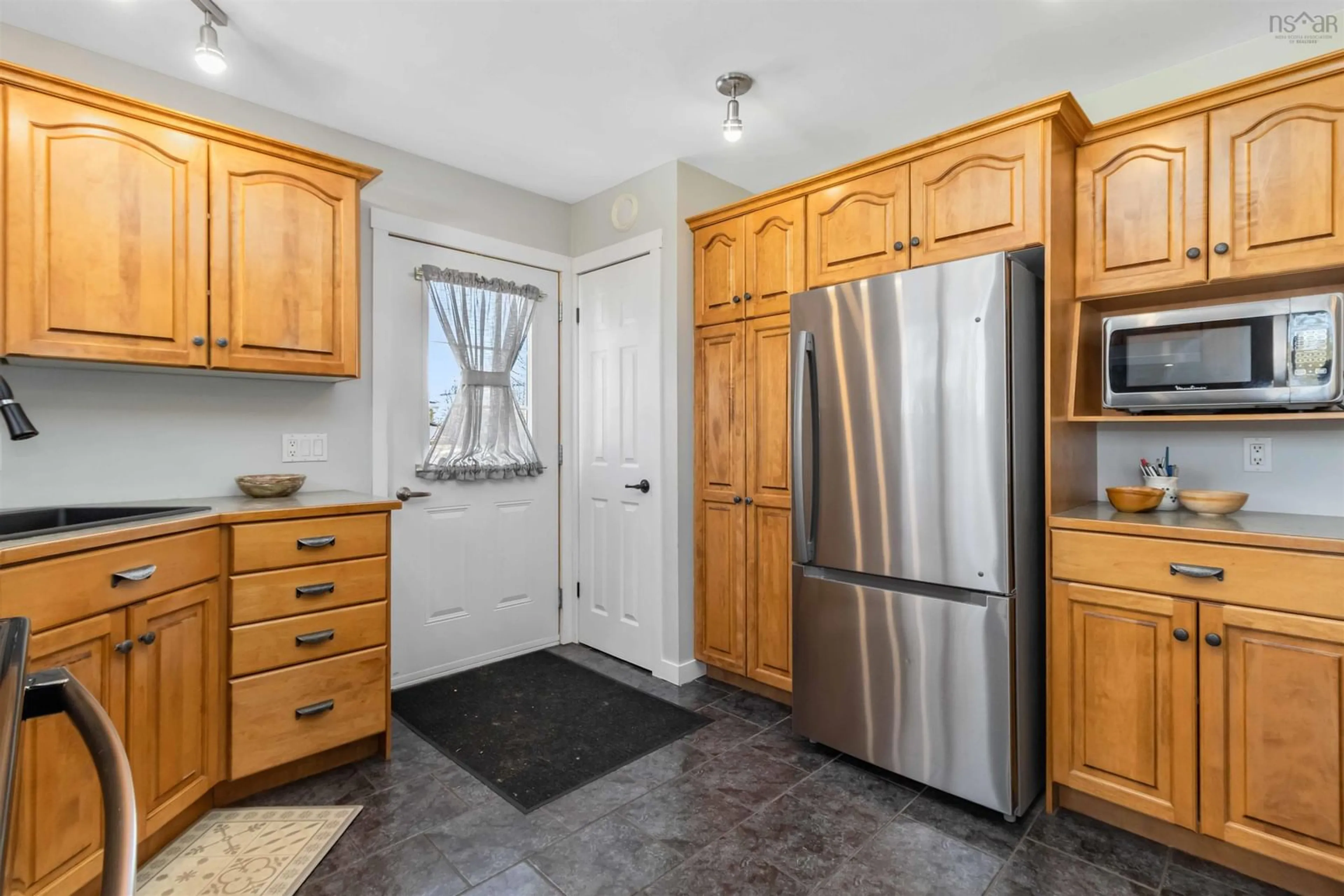 Standard kitchen, unknown for 30 Logan Dr, Lantz Nova Scotia B2S 1N3