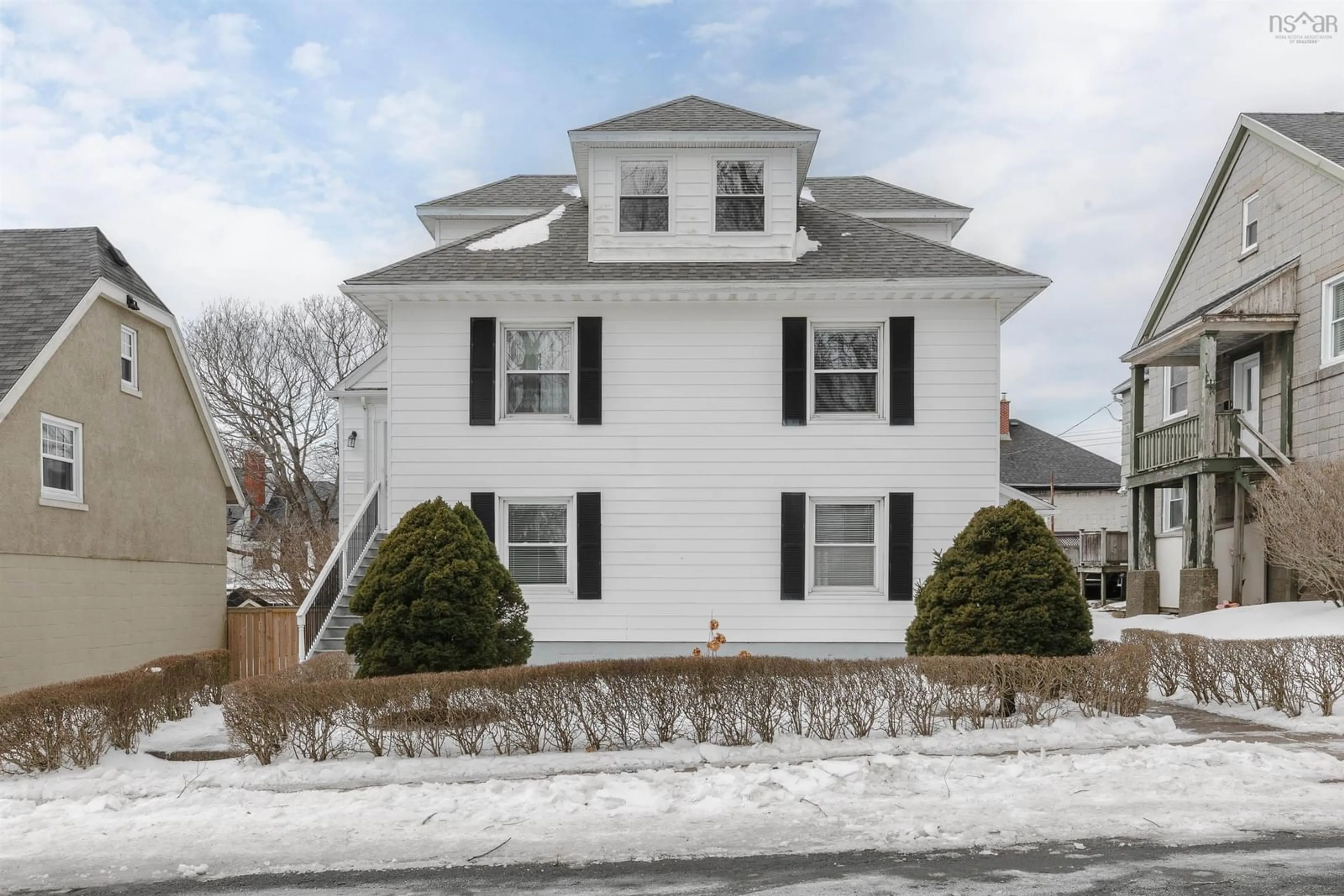 Home with vinyl exterior material, street for 5517 Kane Pl, Halifax Nova Scotia B3K 2B2