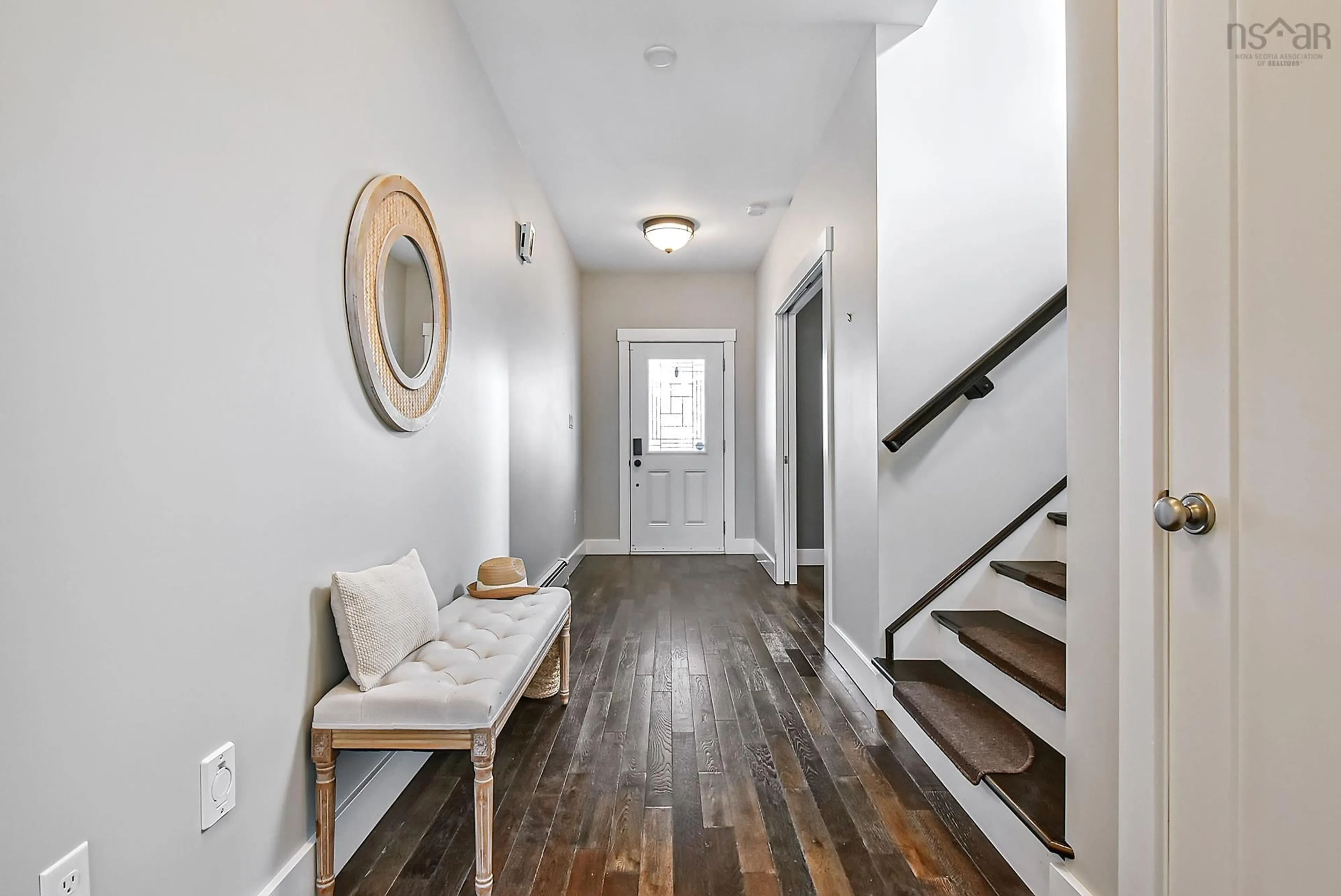 Indoor entryway for 62 Aspenhill Crt, Bedford Nova Scotia B4B 0M3