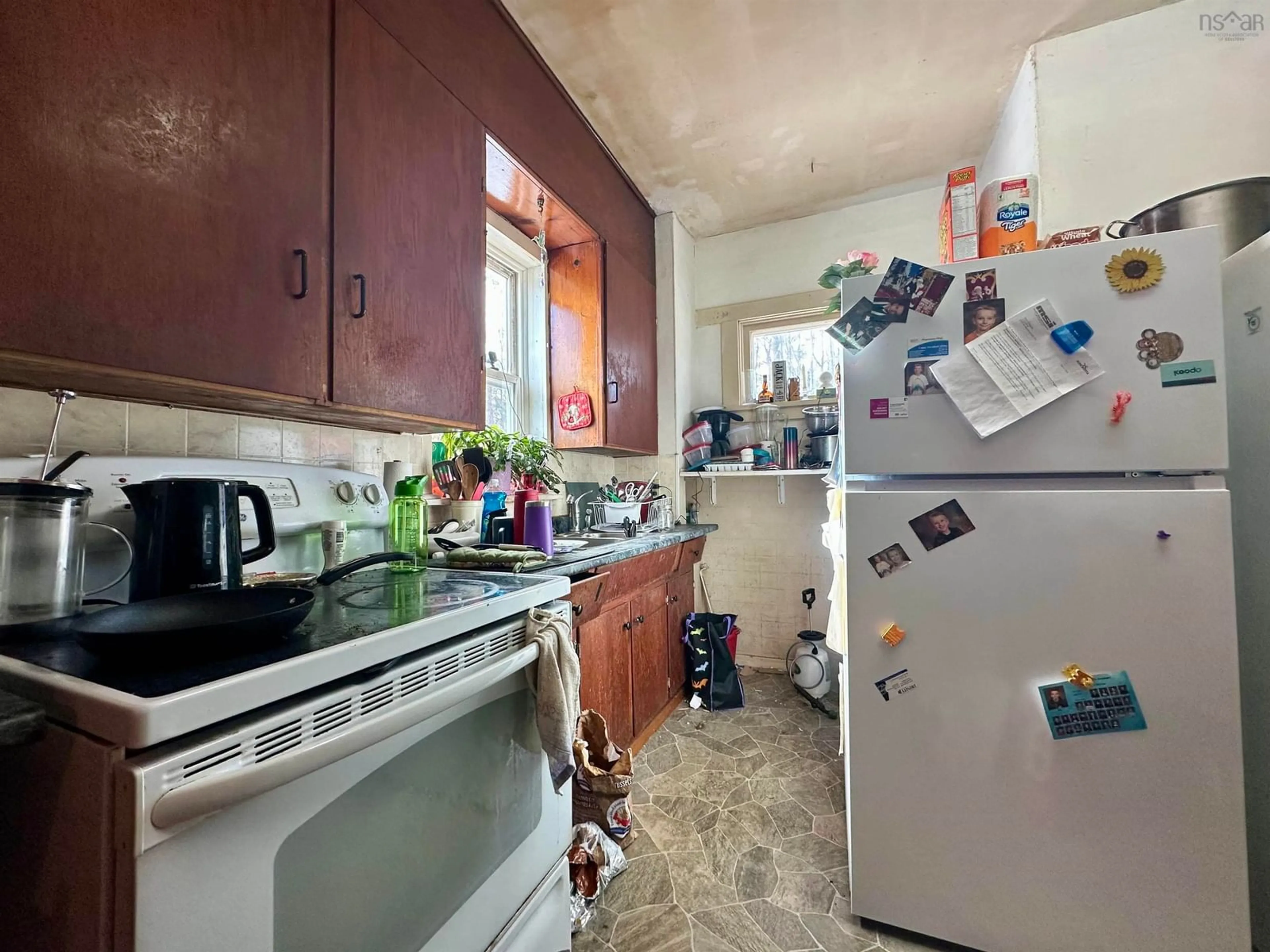 Standard kitchen, unknown for 73 Ellis St, New Glasgow Nova Scotia B2H 2G9