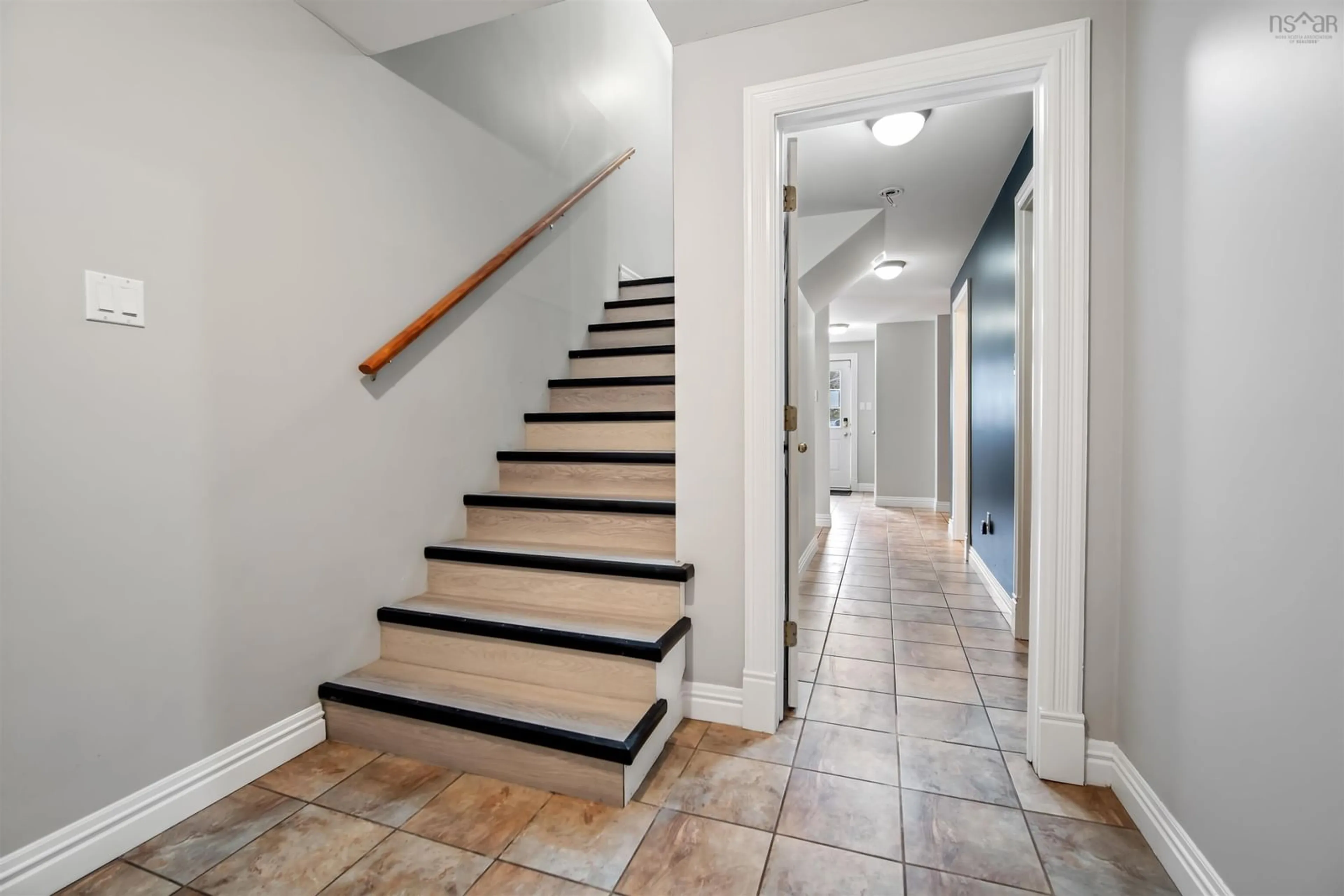 Stairs for 118 Lincolnshire Dr, Fall River Nova Scotia B2T 1P8