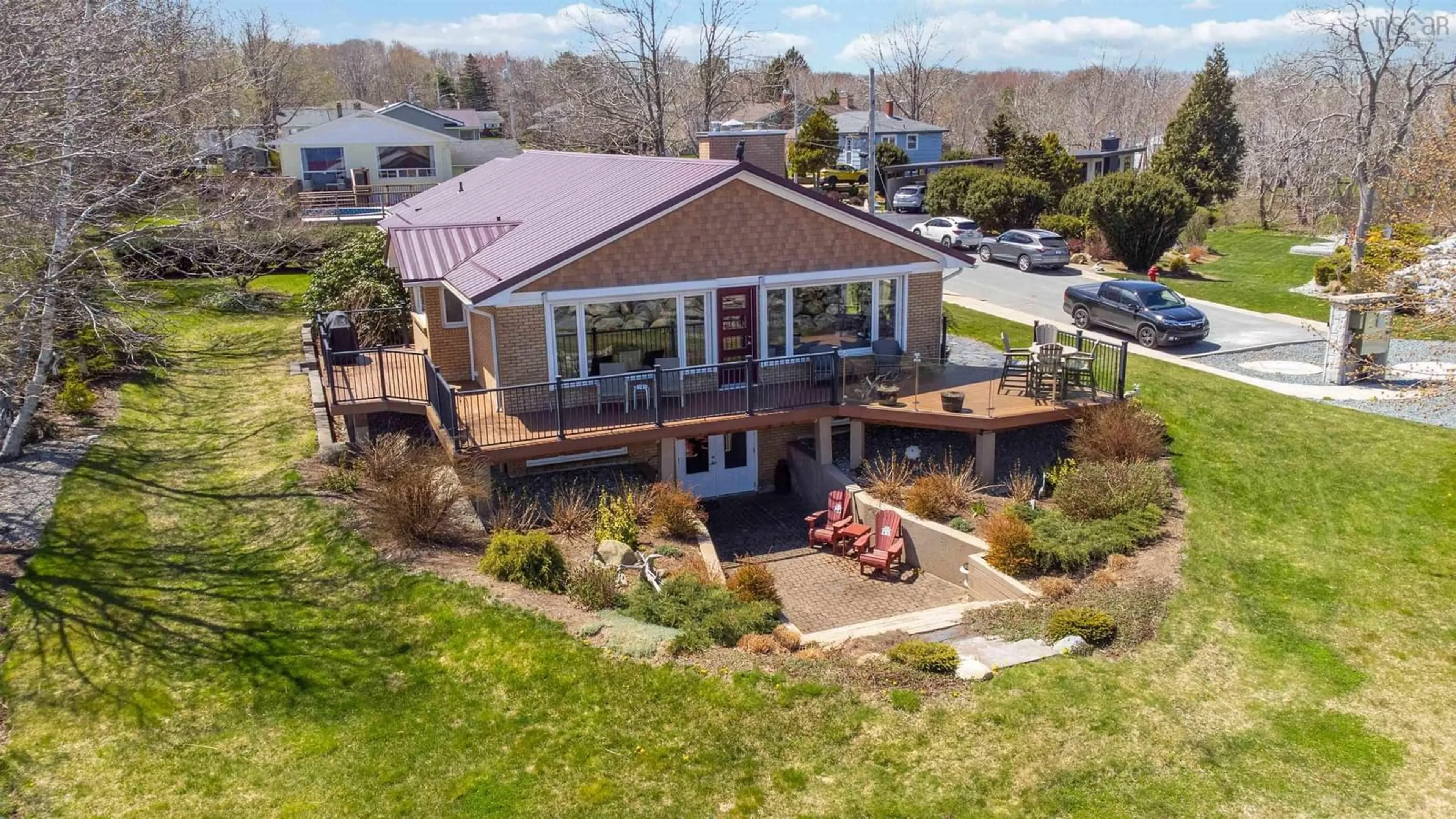 A pic from outside/outdoor area/front of a property/back of a property/a pic from drone, water/lake/river/ocean view for 1 William St, Liverpool Nova Scotia B0T 1K0