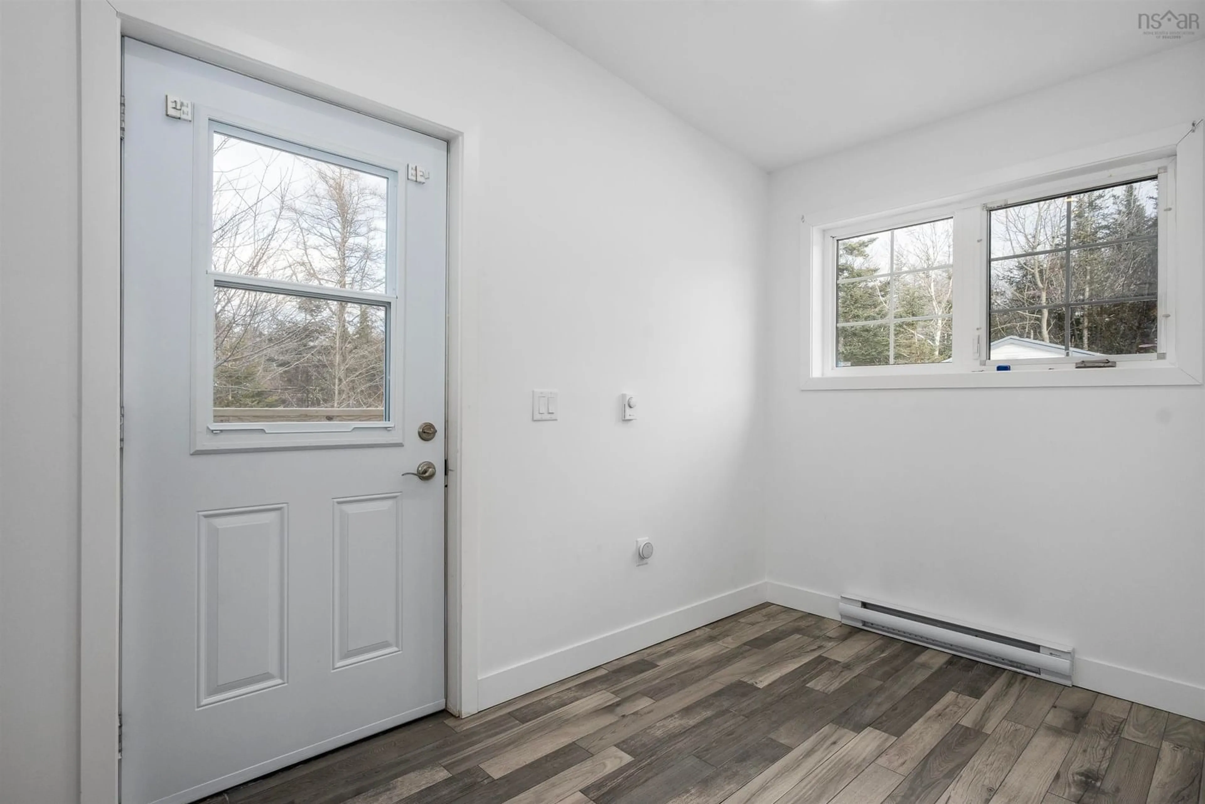 Indoor entryway for 1502 Prospect Rd, Hatchet Lake Nova Scotia B3T 1P7