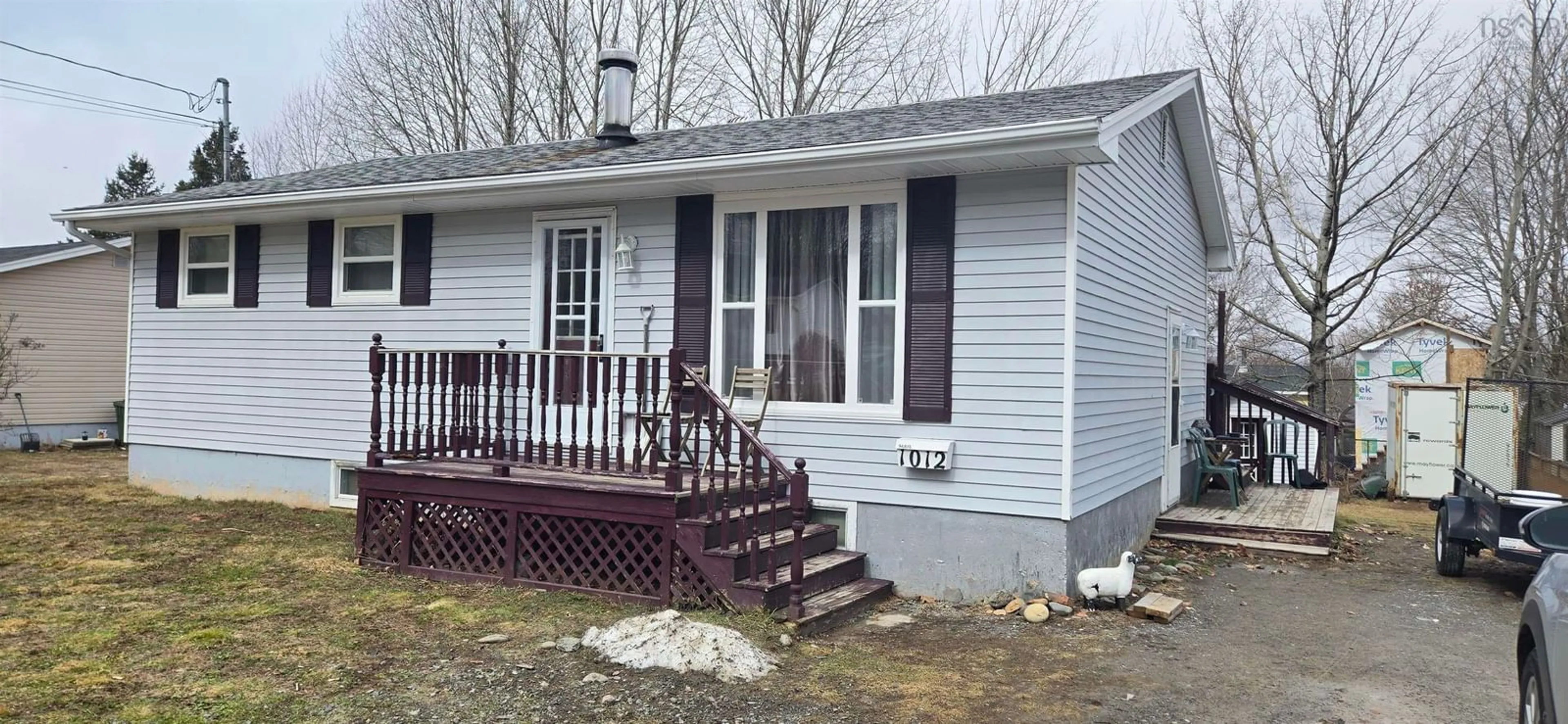 Home with vinyl exterior material, street for 1012 Marie Cres, Kentville Nova Scotia B4N 4K5