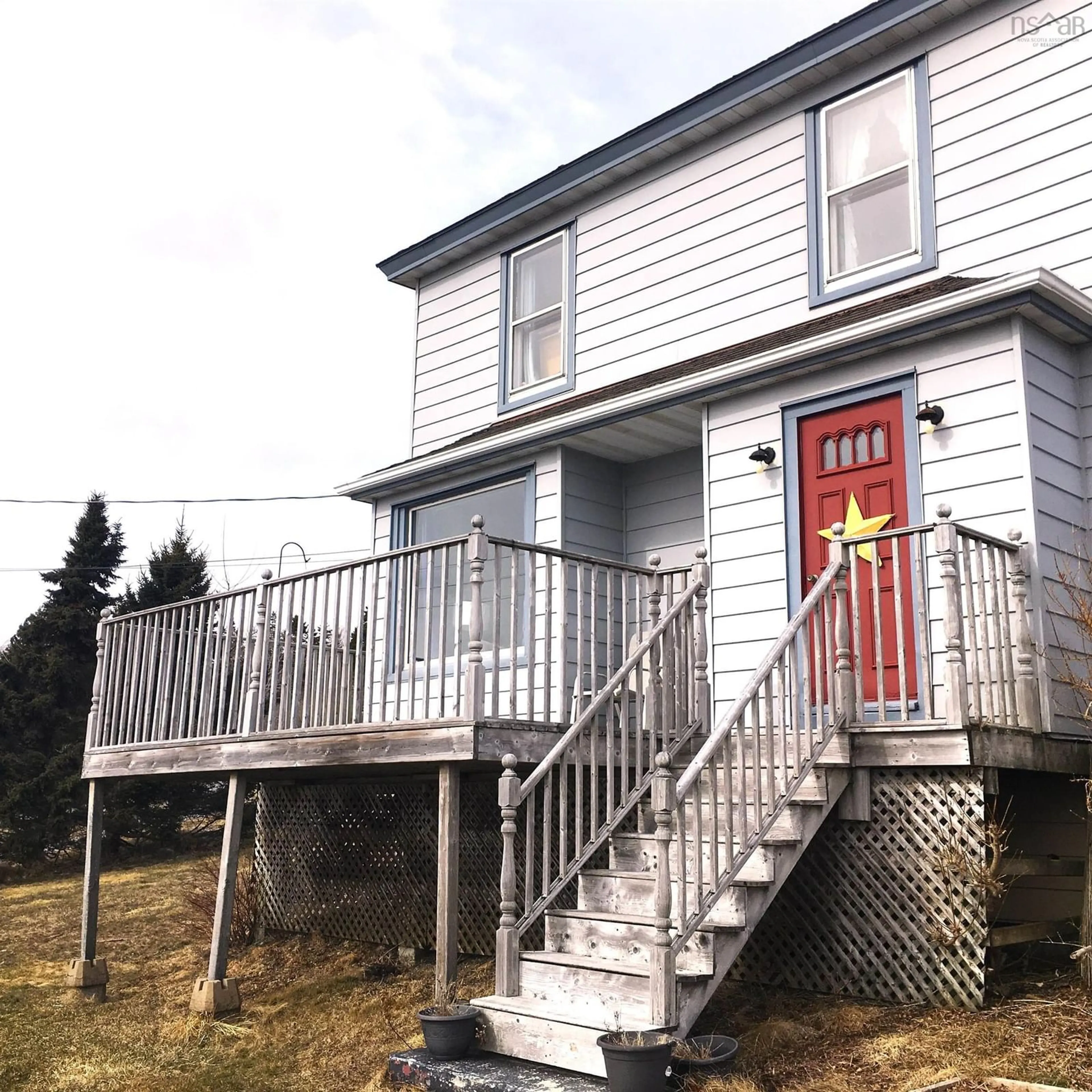 Home with vinyl exterior material, building for 4008 Highway 332, Riverport Nova Scotia B0J 2W0