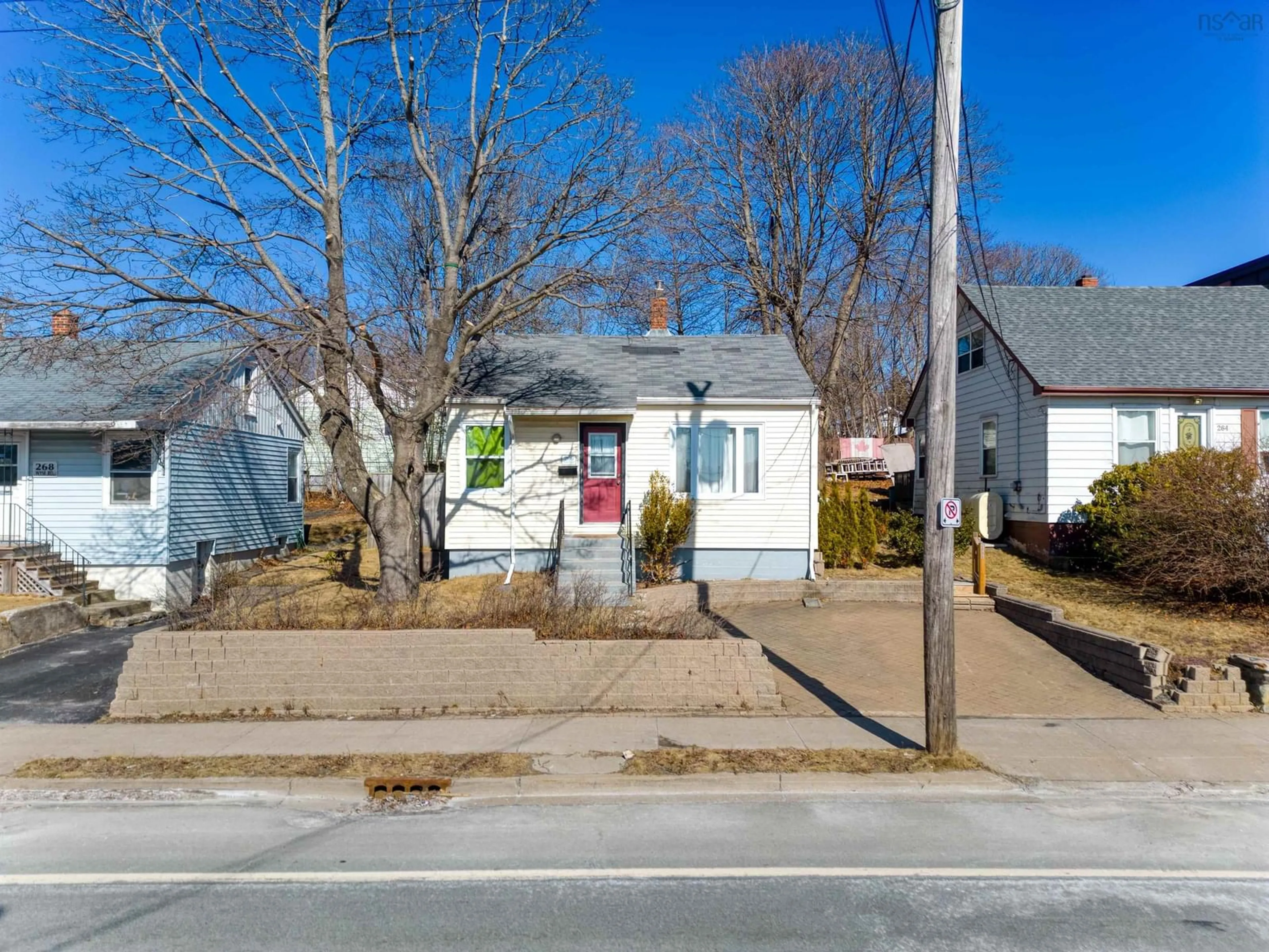 A pic from outside/outdoor area/front of a property/back of a property/a pic from drone, street for 266 Wyse Rd, Dartmouth Nova Scotia B3A 1N3