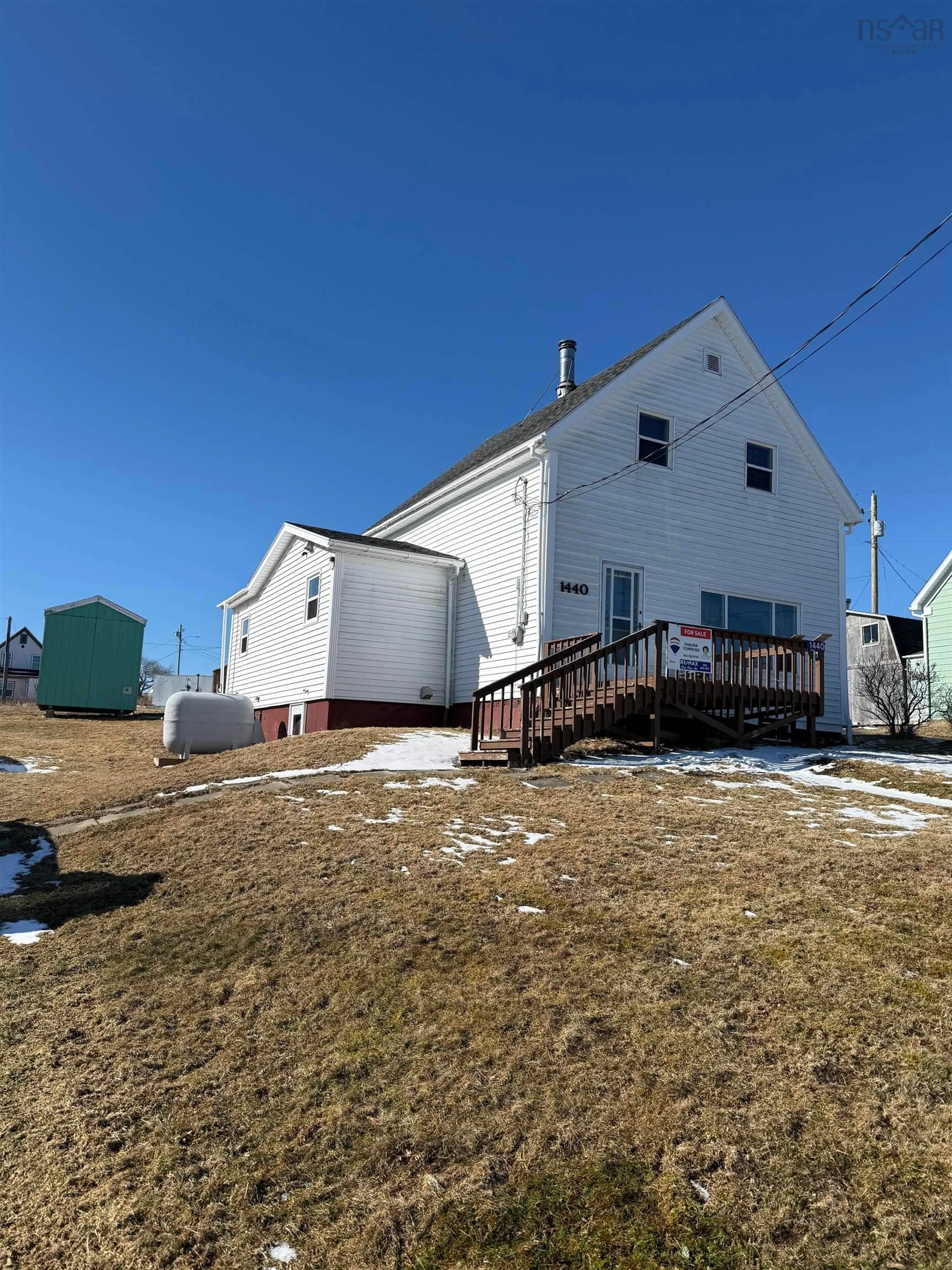 A pic from outside/outdoor area/front of a property/back of a property/a pic from drone, building for 1440 Union St, Canso Nova Scotia B0H 1H0