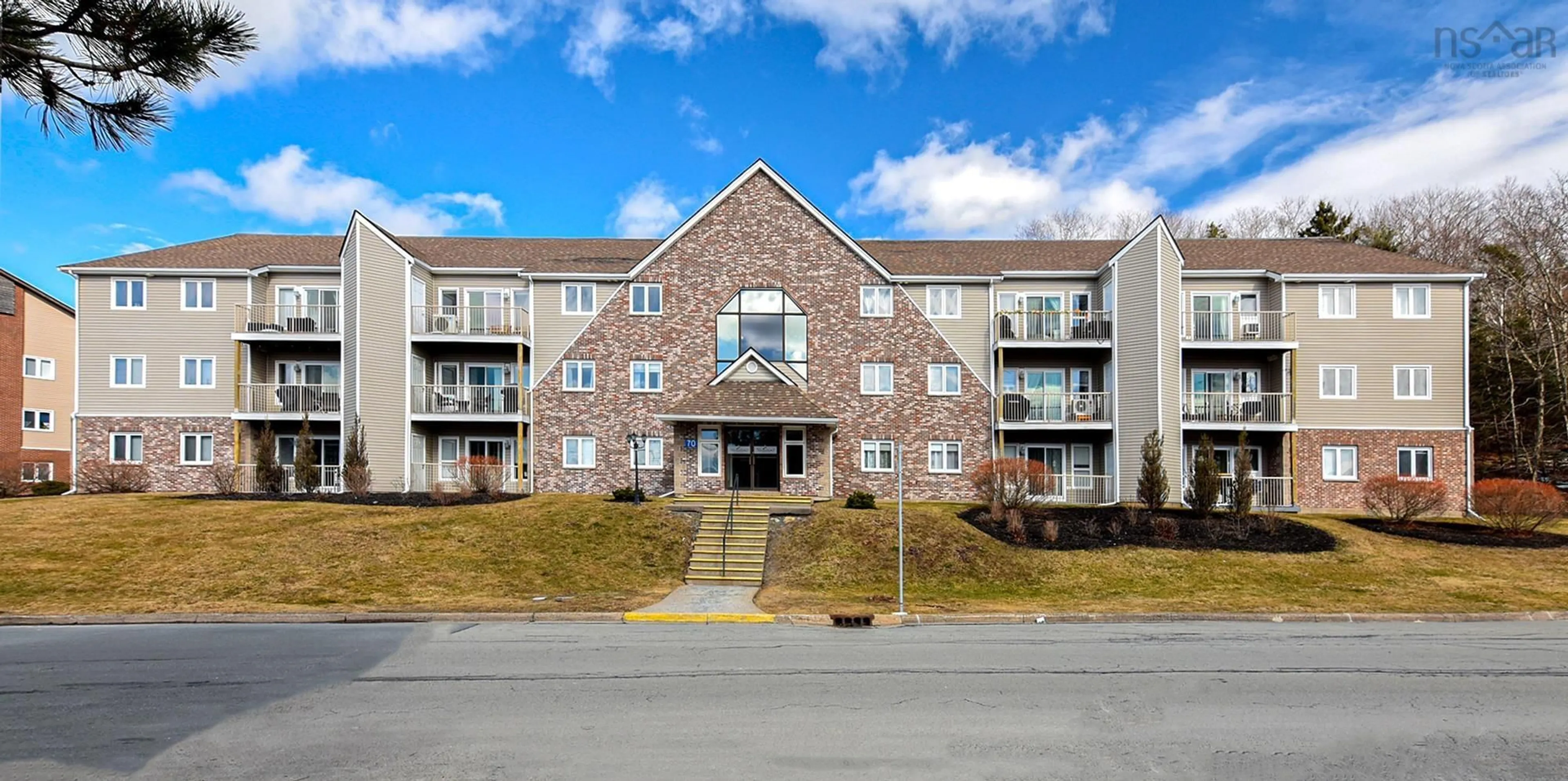 Unknown for 70 Collins Grove #14, Dartmouth Nova Scotia B2W 4E6