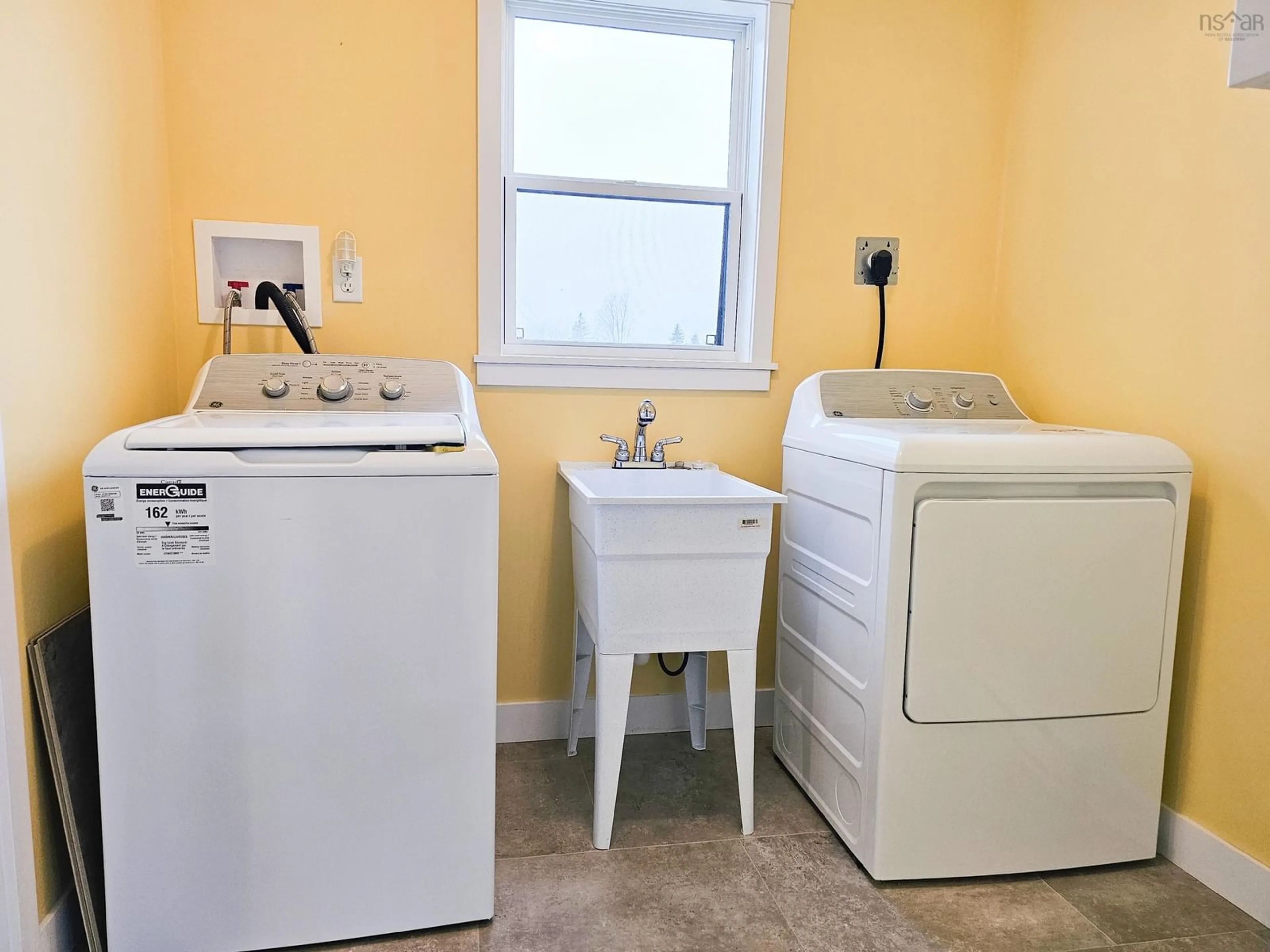 Laundry room for 863 Gray Rd, Debert Nova Scotia B0M 1G0