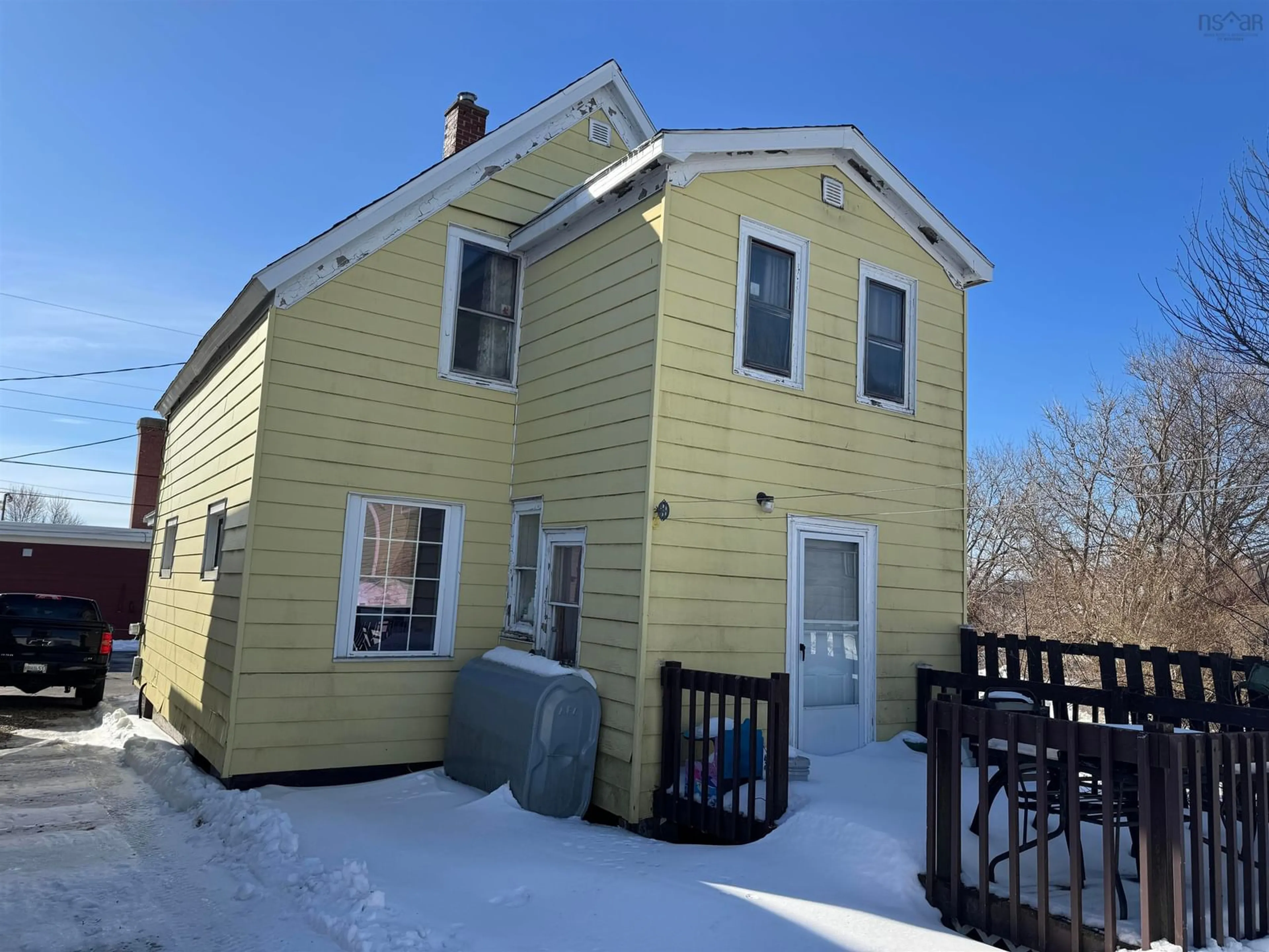 Unknown for 211 Bay St, Sydney Nova Scotia B1N 2K2