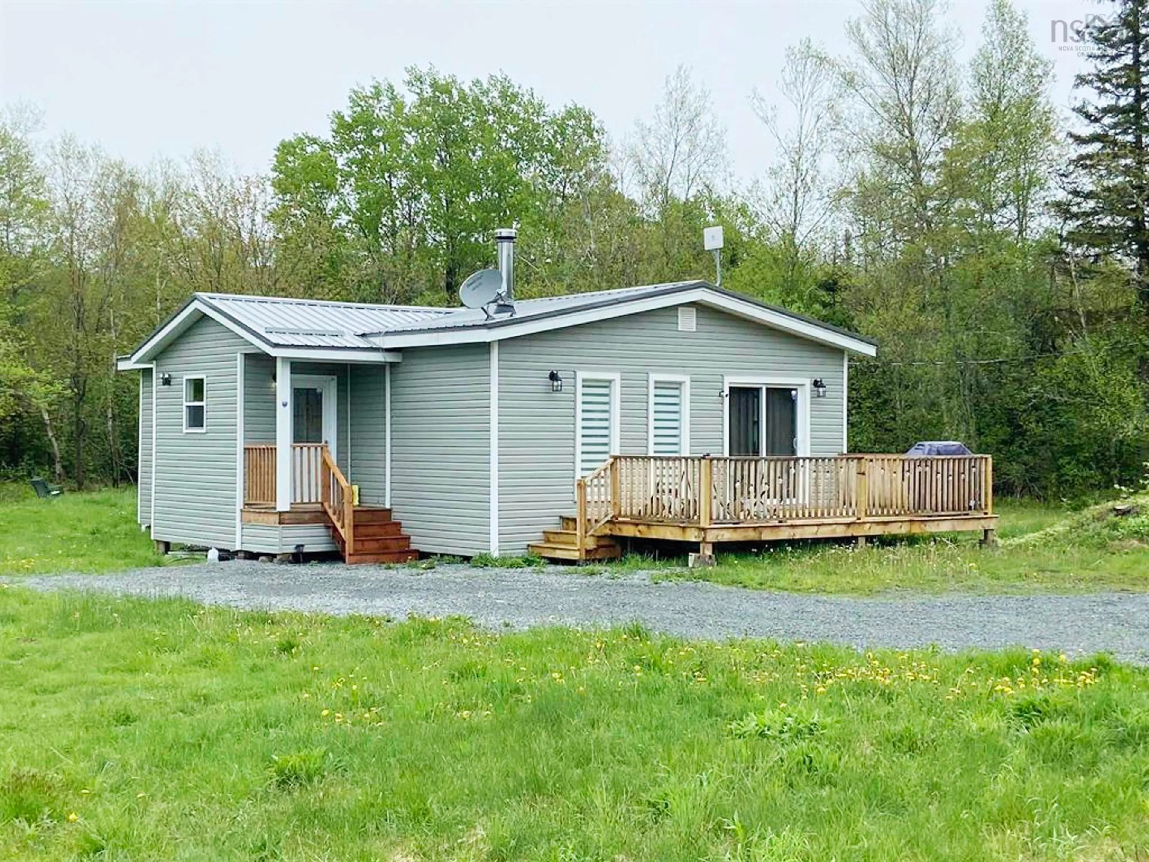 Home with vinyl exterior material, unknown for 7068 Highway 224, Pleasant Valley Nova Scotia B0N 2M0