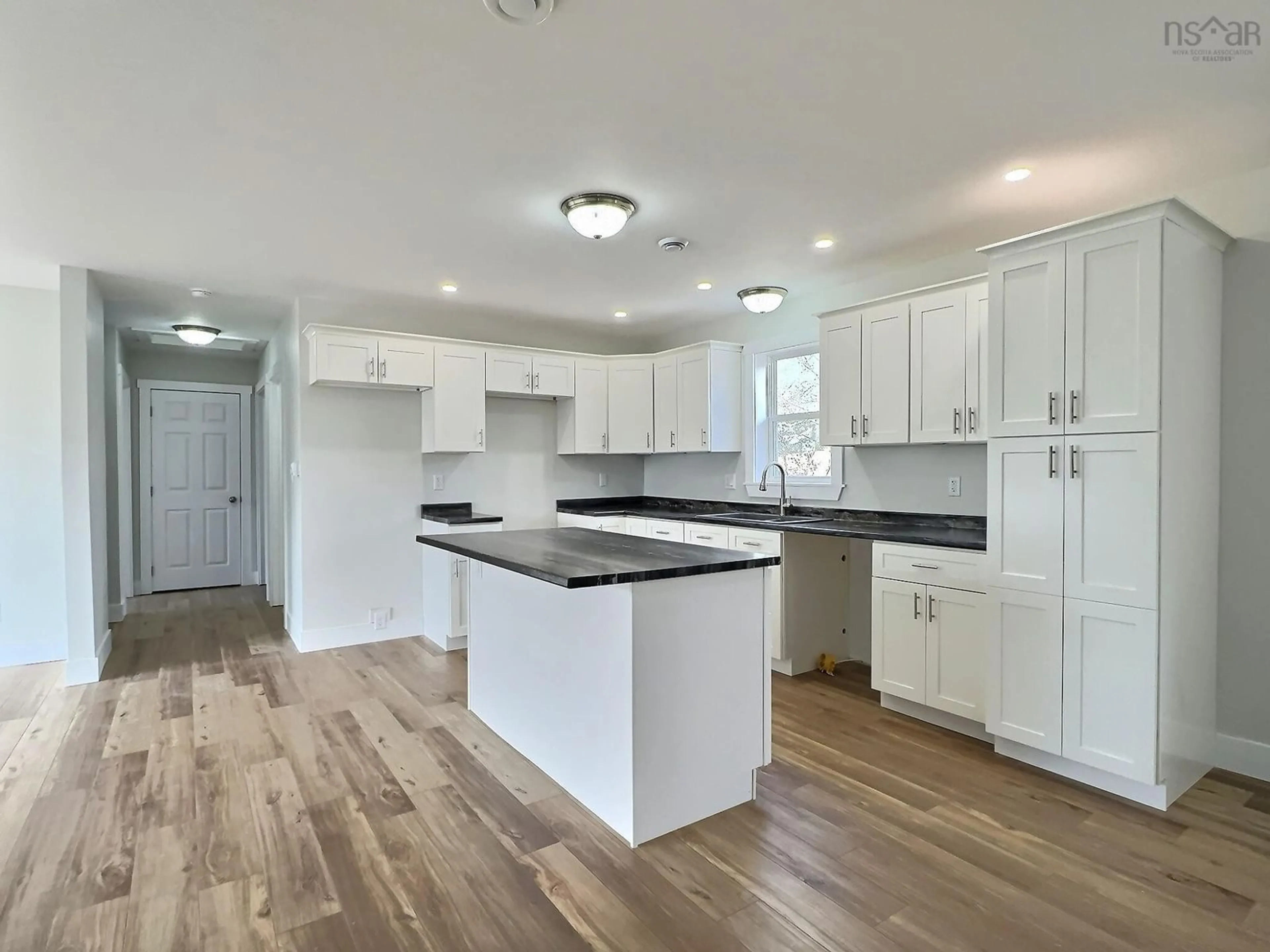 Open concept kitchen, unknown for 18 Seven Lee Way, Oxford Nova Scotia B0M 1P0