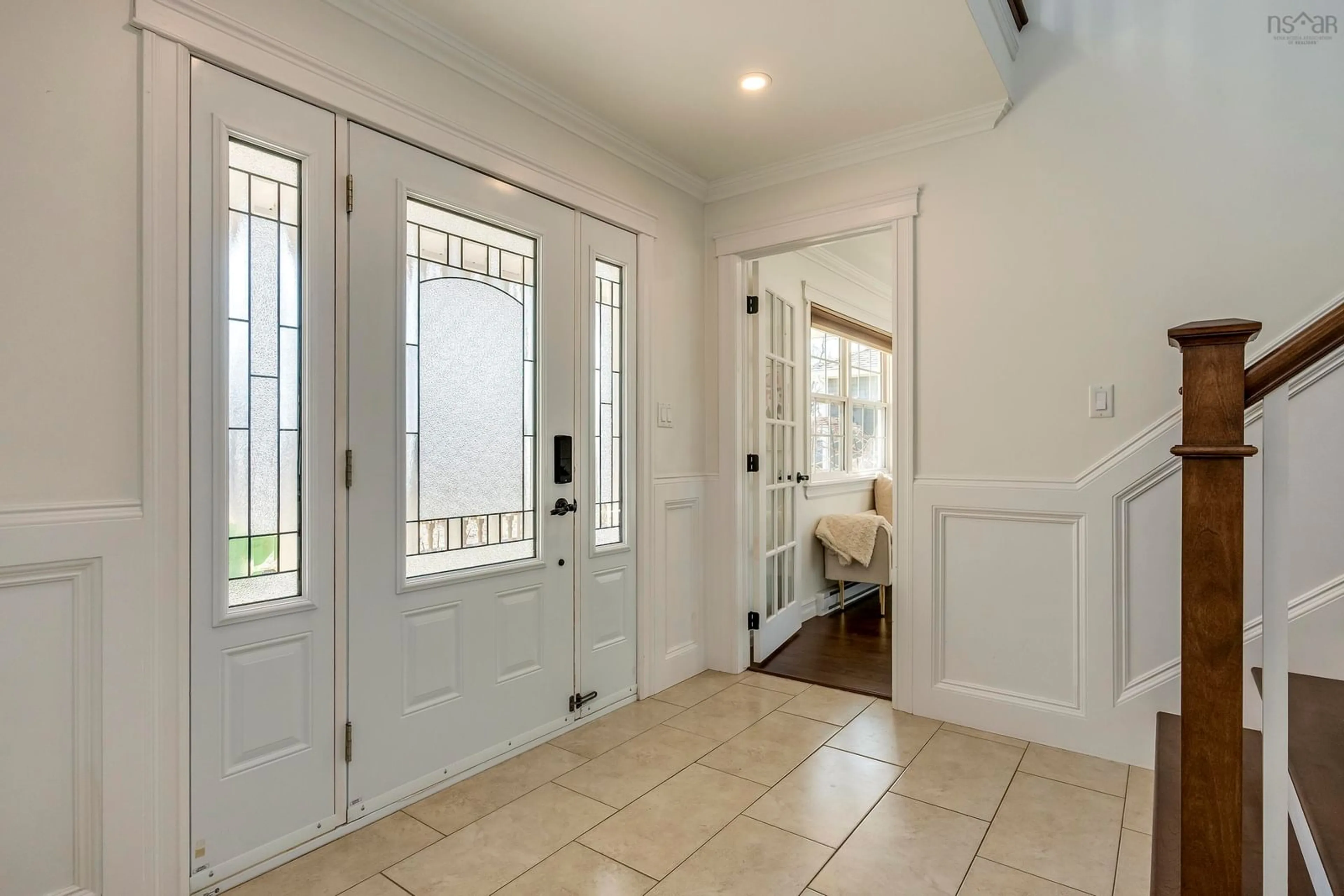 Indoor entryway for 1733 Greenwood Rd, Kingston Nova Scotia B0P 1R0