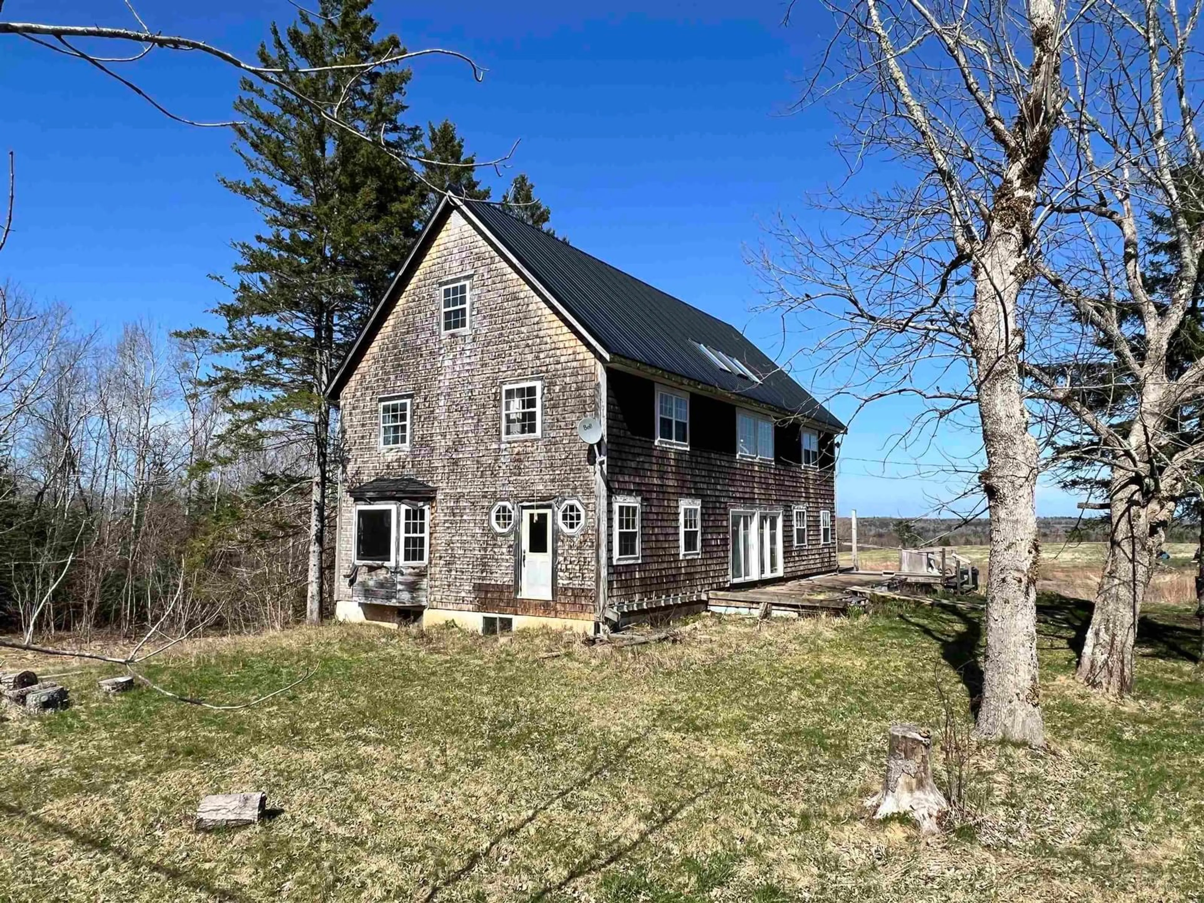 A pic from outside/outdoor area/front of a property/back of a property/a pic from drone, unknown for 10863 Highway 215, South Maitland Nova Scotia B0N 2H0