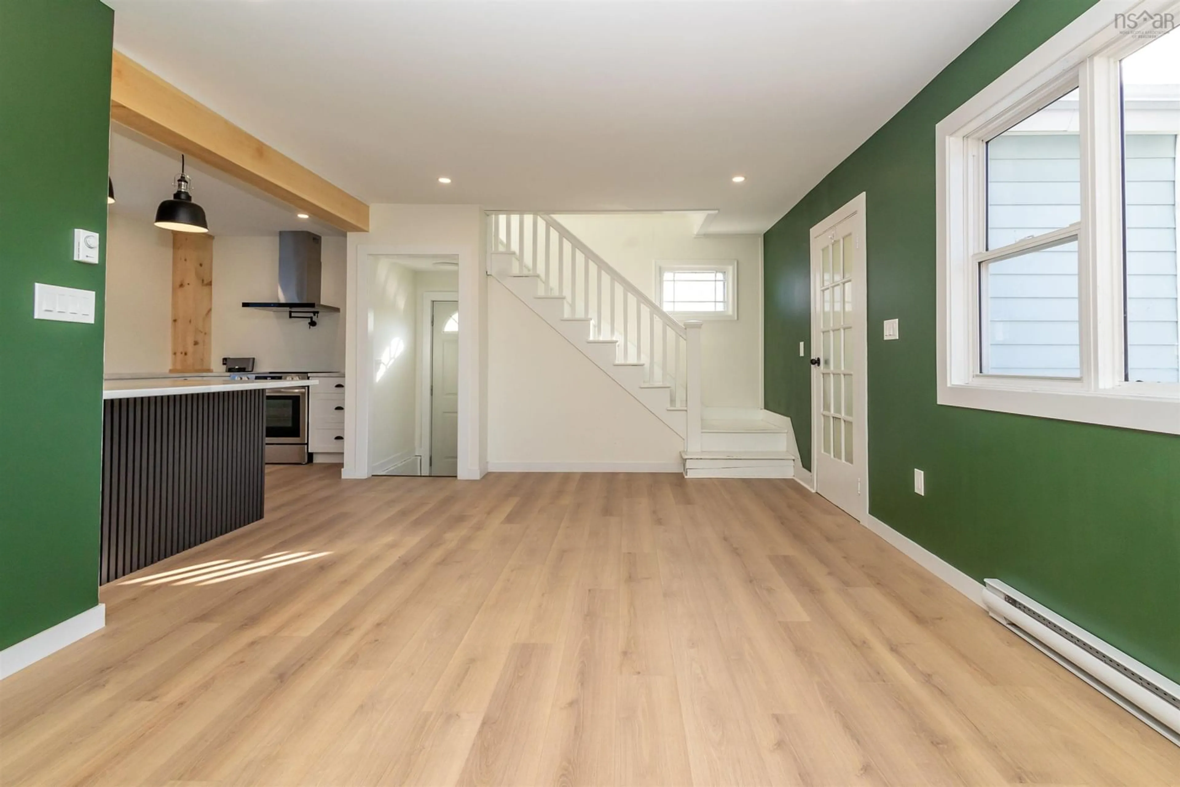 Indoor entryway for 10 View St, Sydney Mines Nova Scotia B1V 1G7