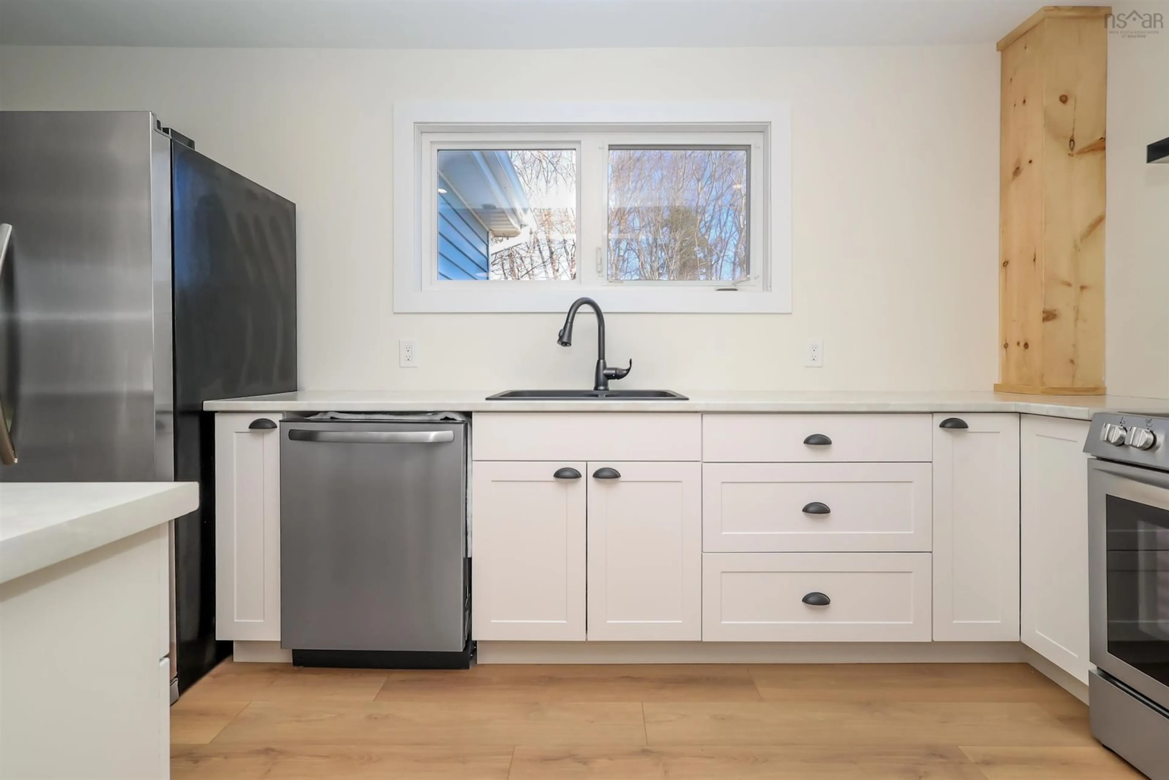 Standard kitchen, wood/laminate floor for 10 View St, Sydney Mines Nova Scotia B1V 1G7