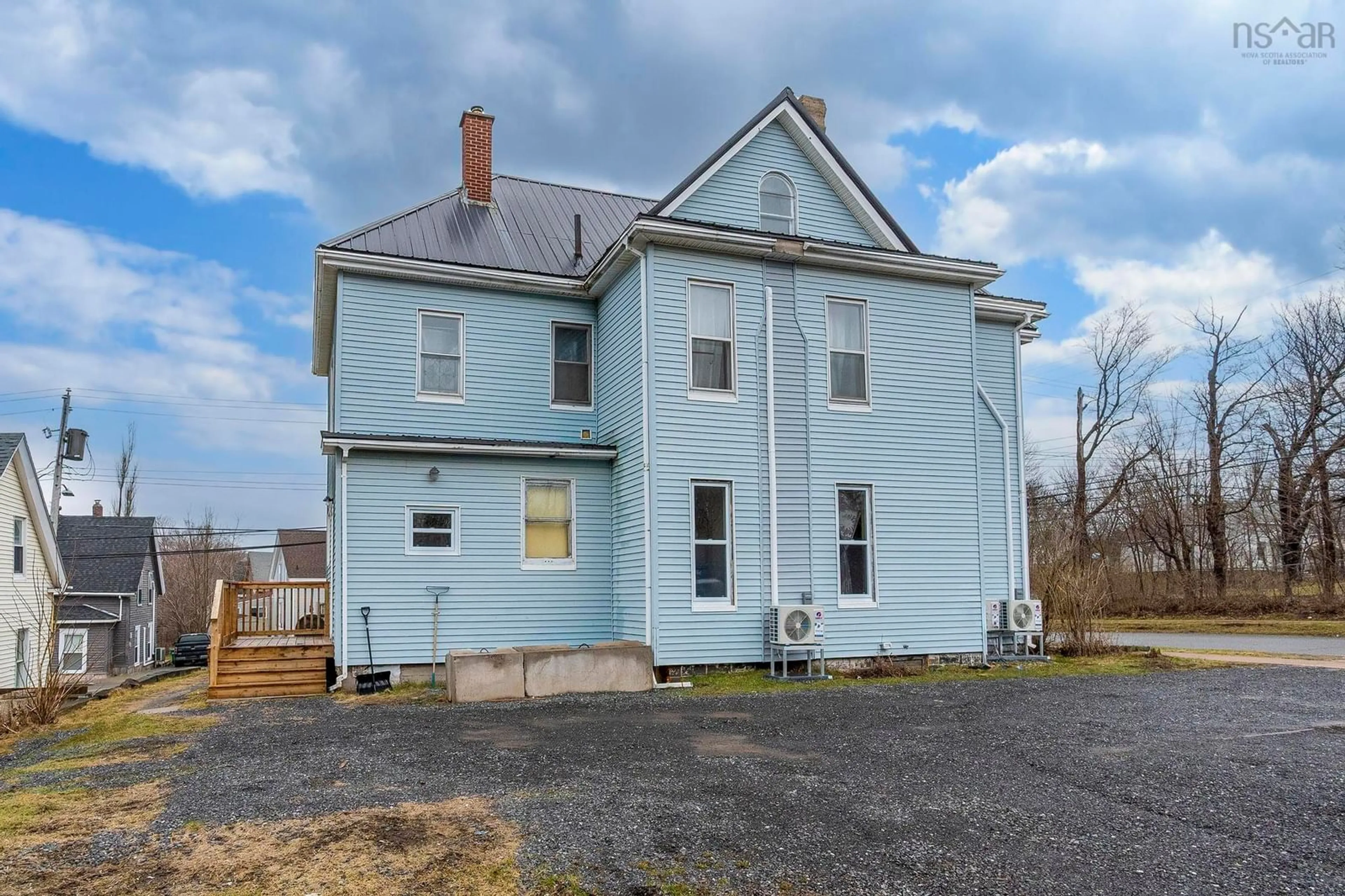 Unknown for 233-235 Marsh St, New Glasgow Nova Scotia B2H 4R8