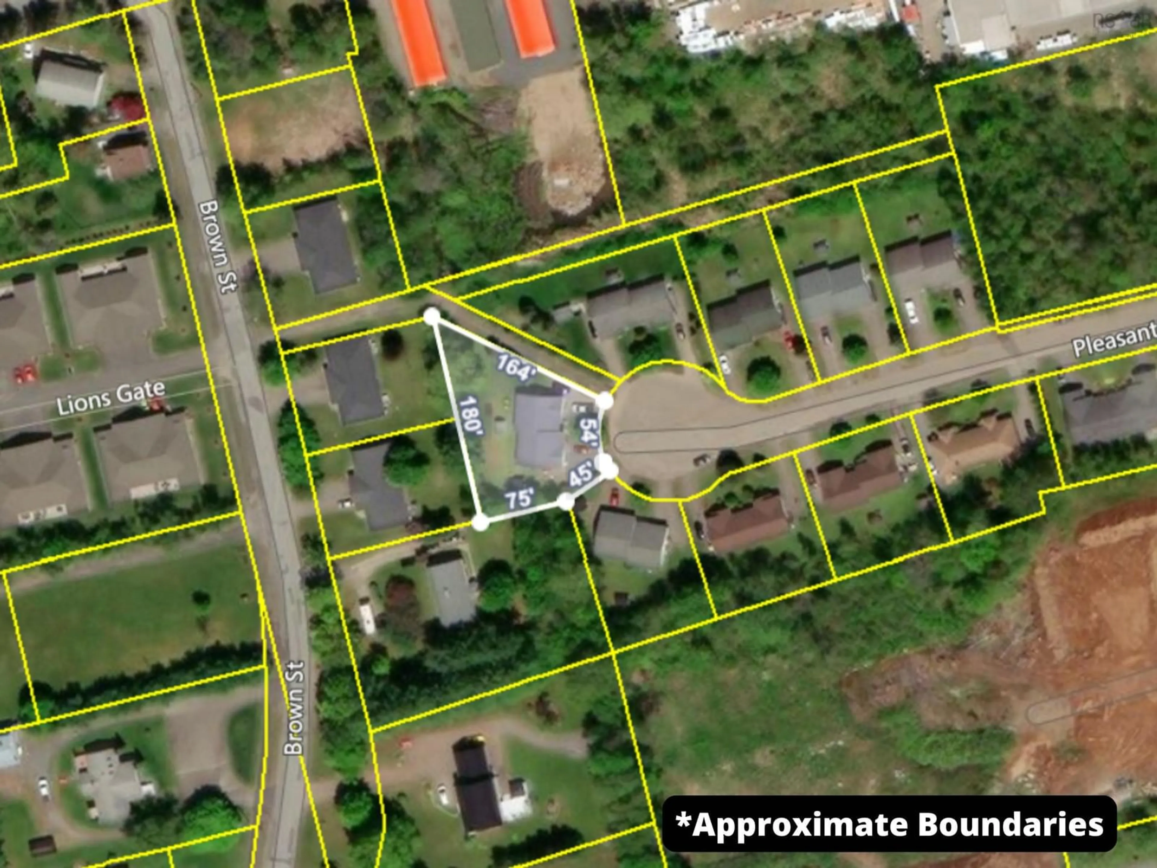 A pic from outside/outdoor area/front of a property/back of a property/a pic from drone, street for 109 Pleasant St #A&B, Berwick Nova Scotia B0P 1E0