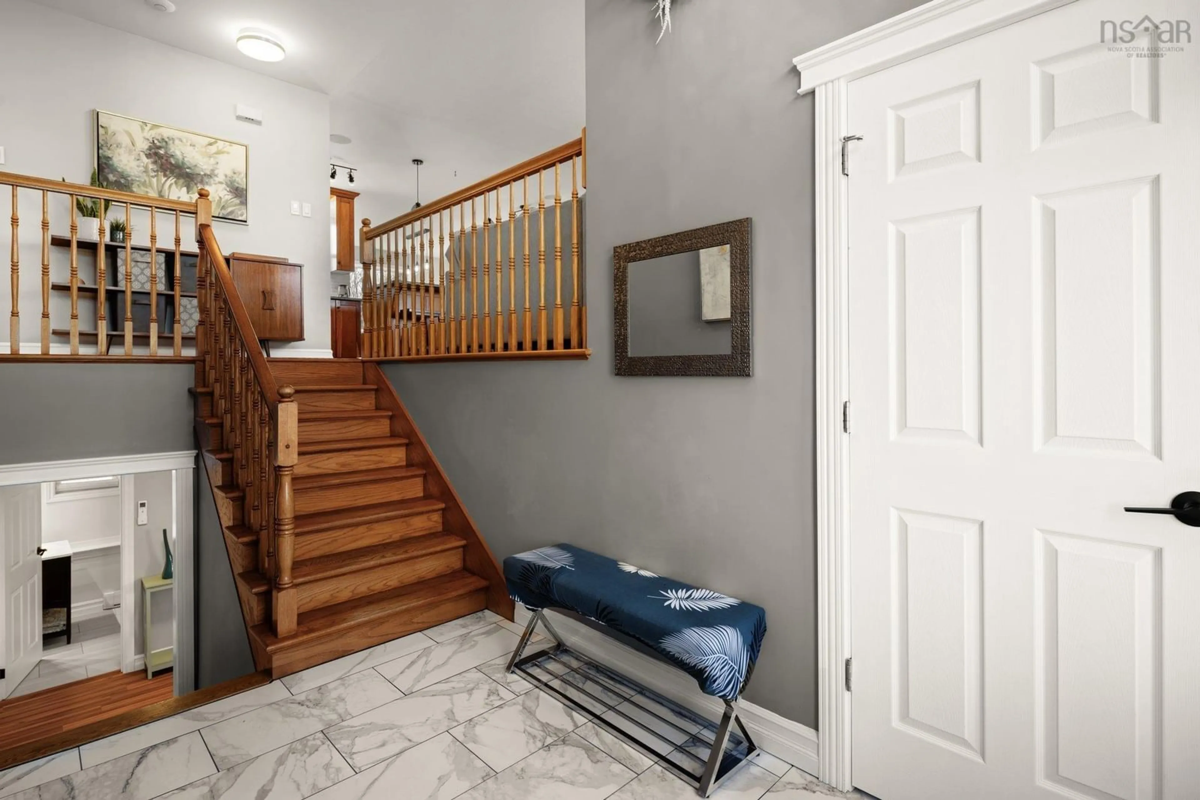 Indoor foyer for 137 Beech Hill Dr, Lake Echo Nova Scotia B3E 1A7