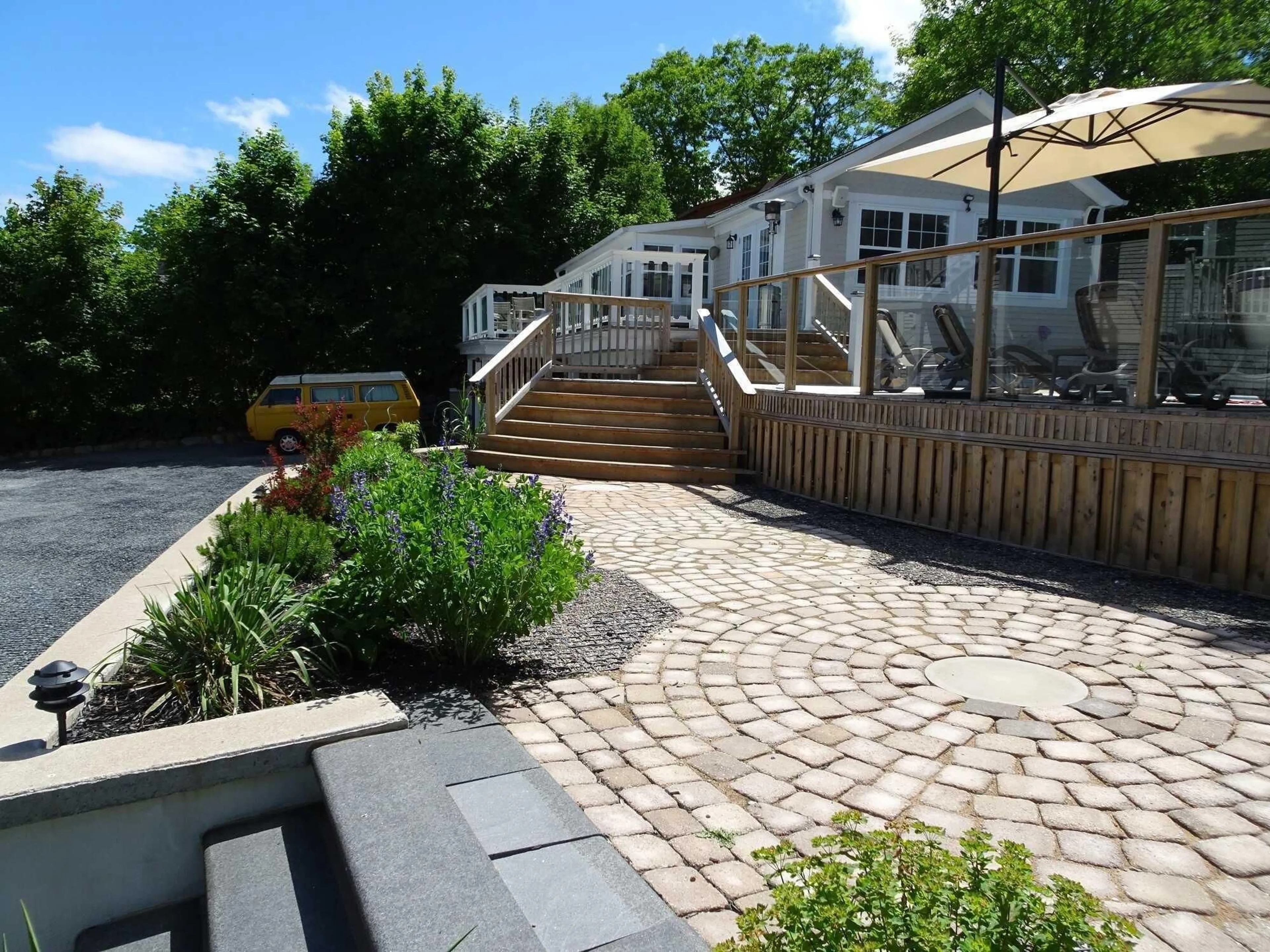 Patio, street for 121 Duke St, Chester Nova Scotia B0J 1J0