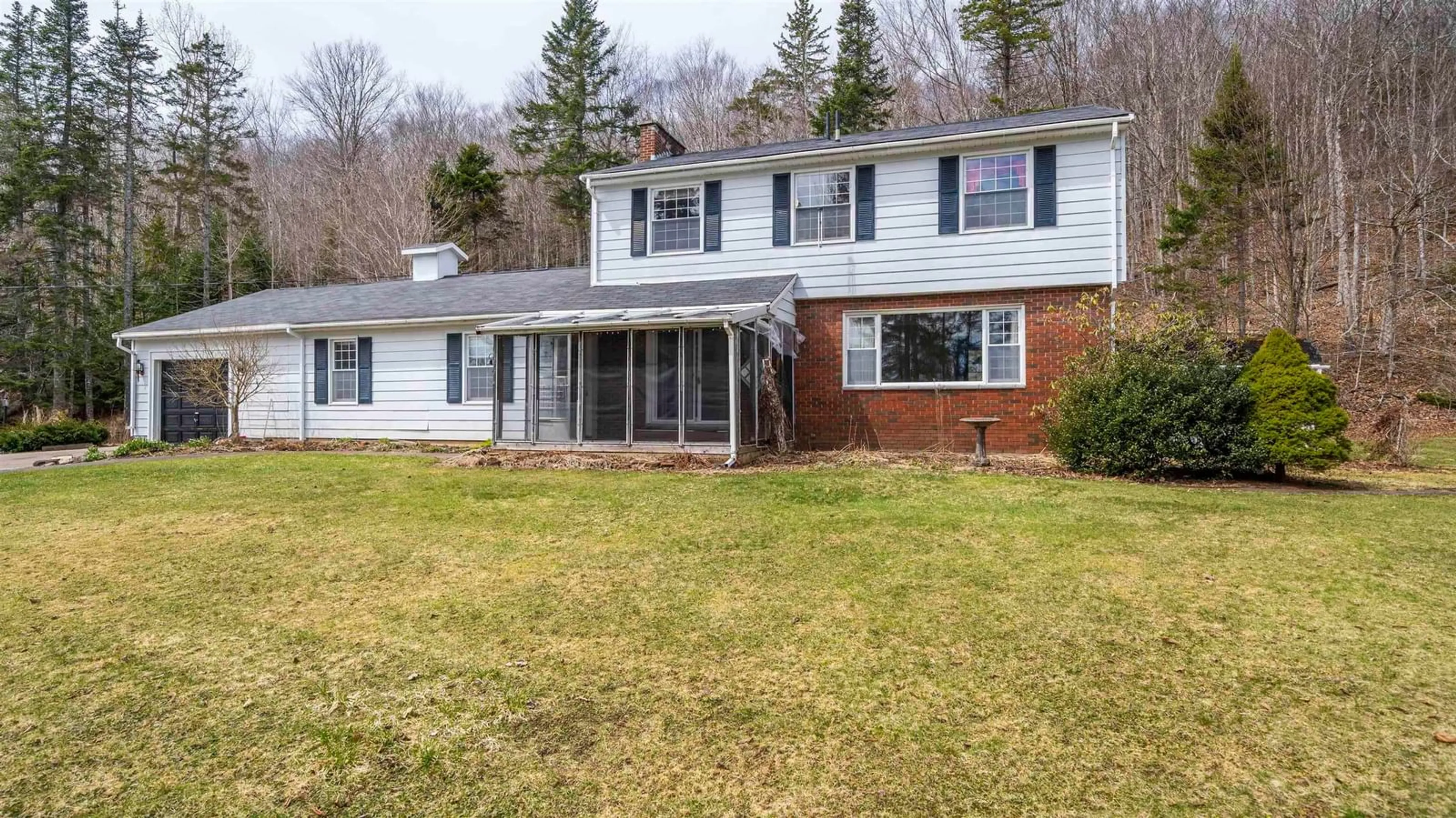Home with vinyl exterior material, street for 459 Upper Rd, Londonderry Nova Scotia B0M 1G0