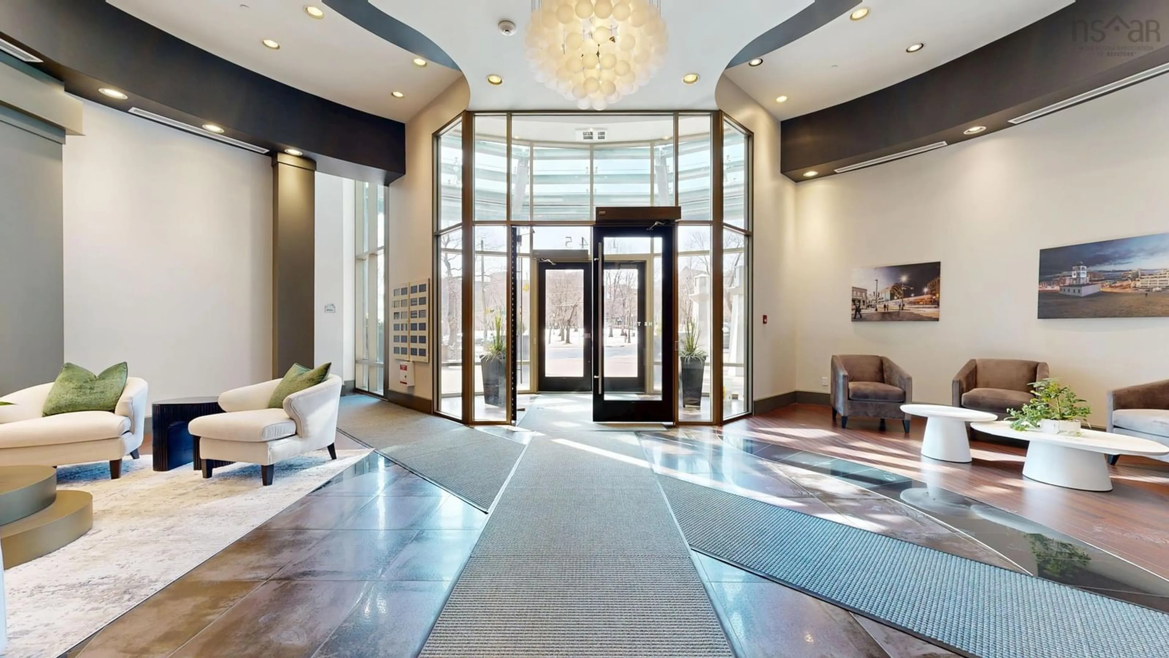 Indoor foyer for 1445 South Park St #606, Halifax Nova Scotia B3J 0B6