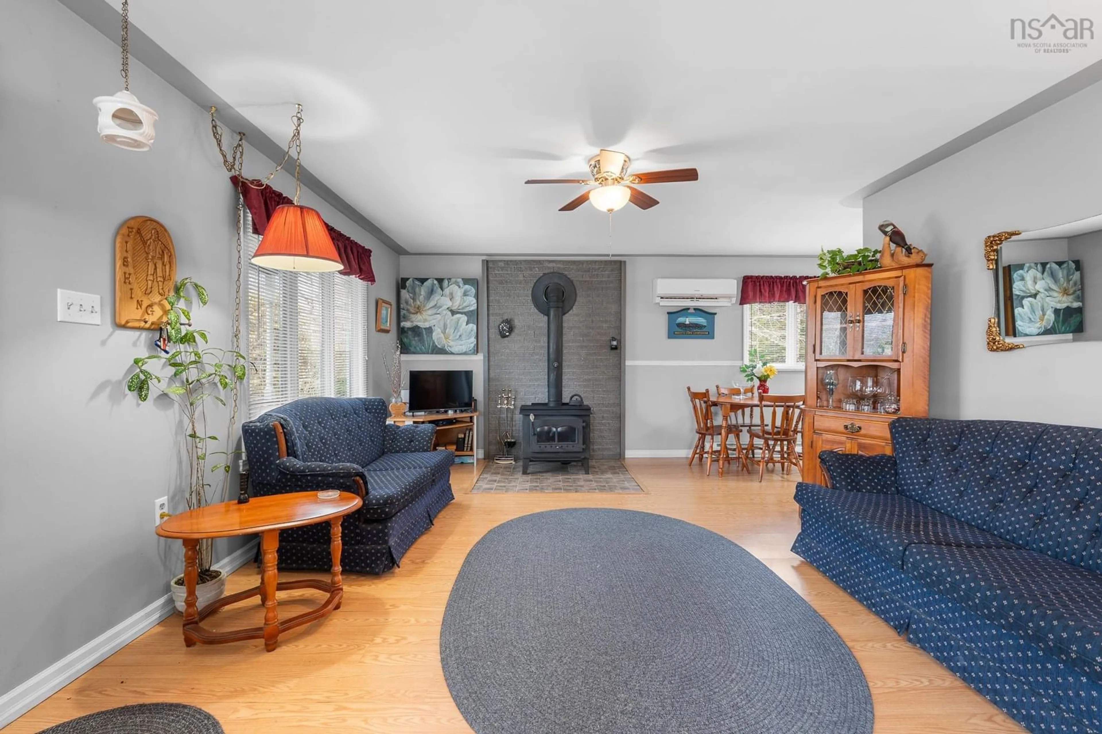 Living room with furniture, unknown for 1998 Mooseland Rd, Jacket Lake Nova Scotia B0J 3H0