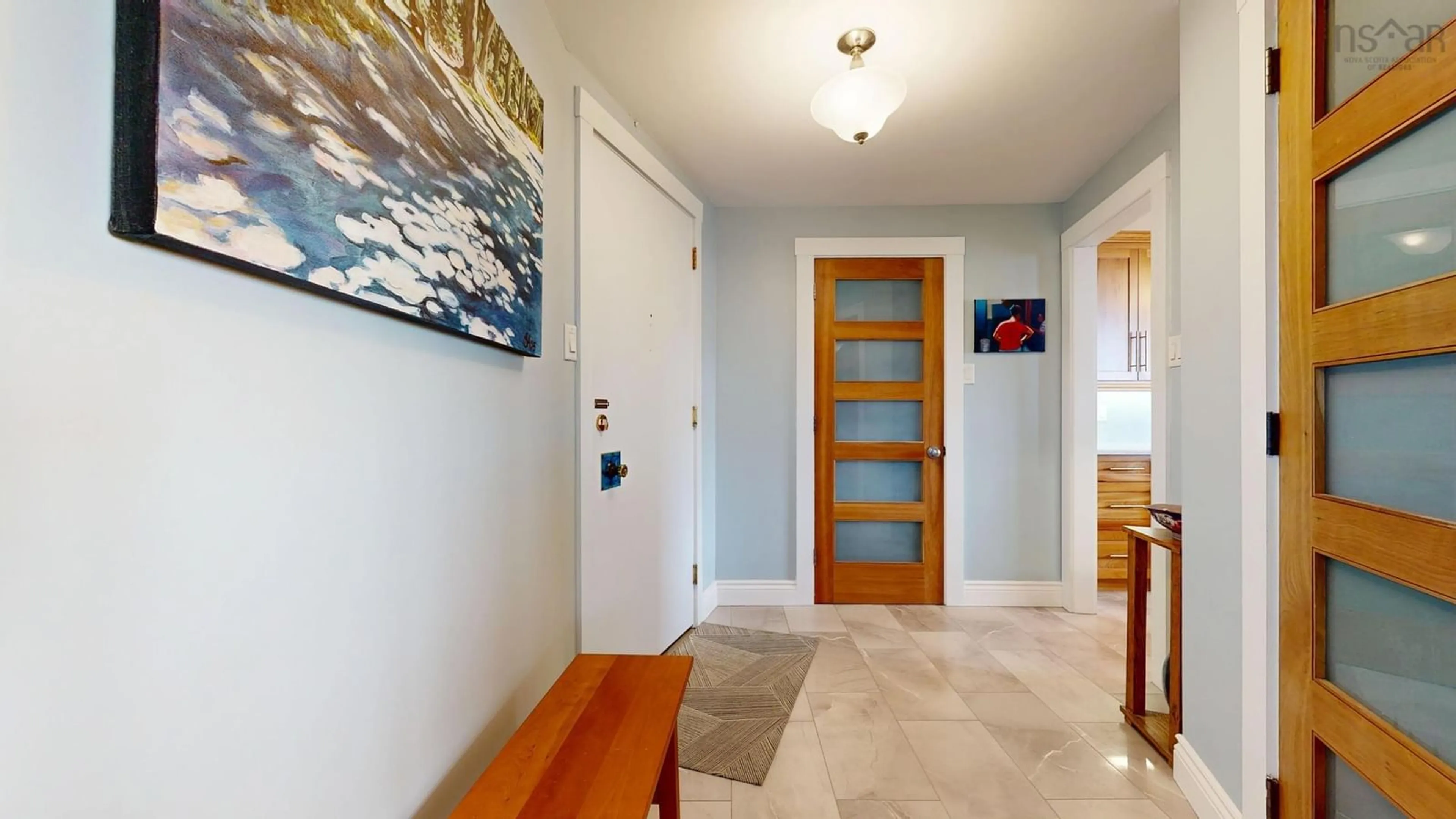 Indoor foyer for 1074 Wellington St #904, Halifax Nova Scotia B3H 2Z8
