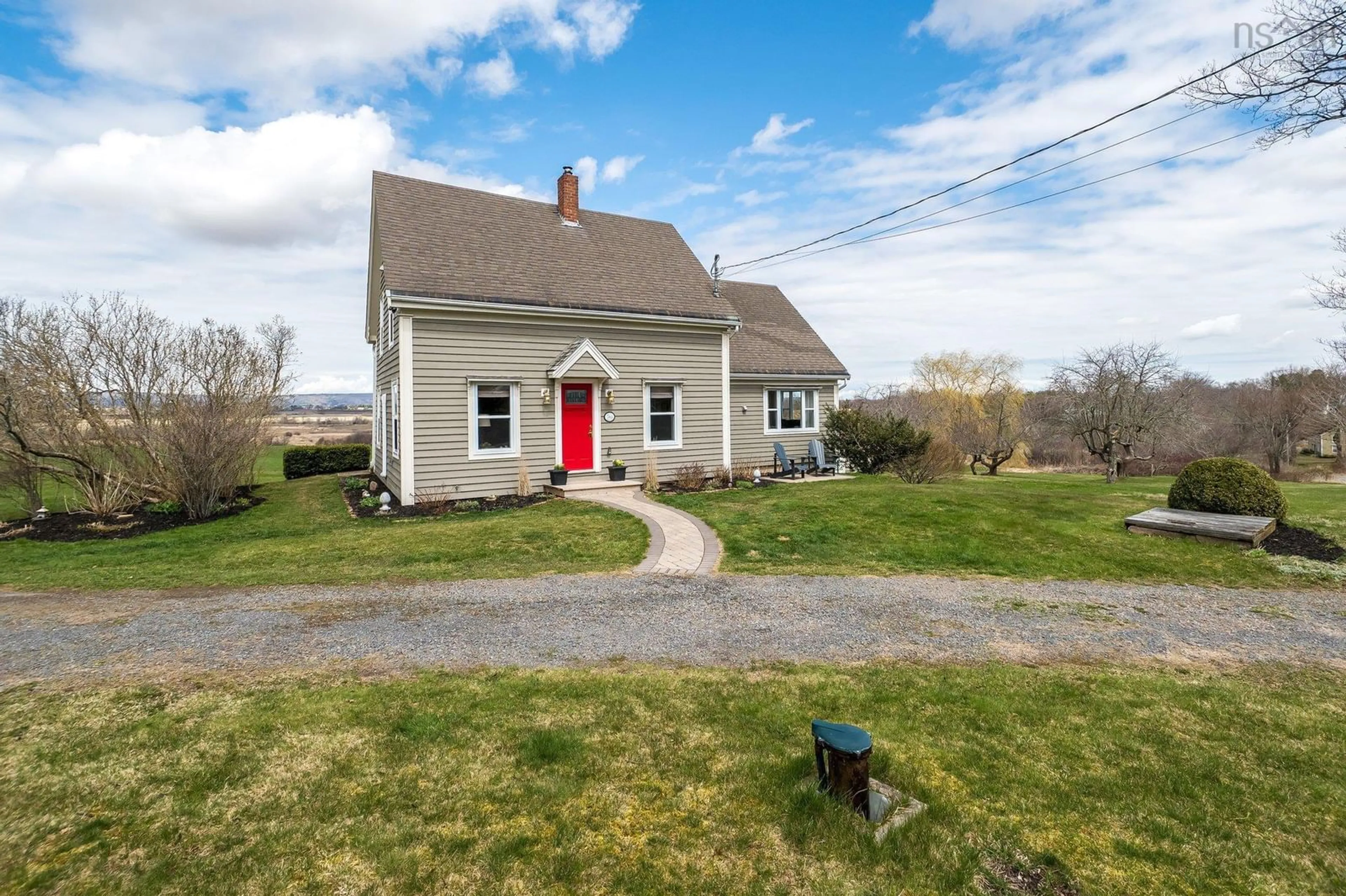A pic from outside/outdoor area/front of a property/back of a property/a pic from drone, street for 765 Church St, Port Williams Nova Scotia B0P 1T0
