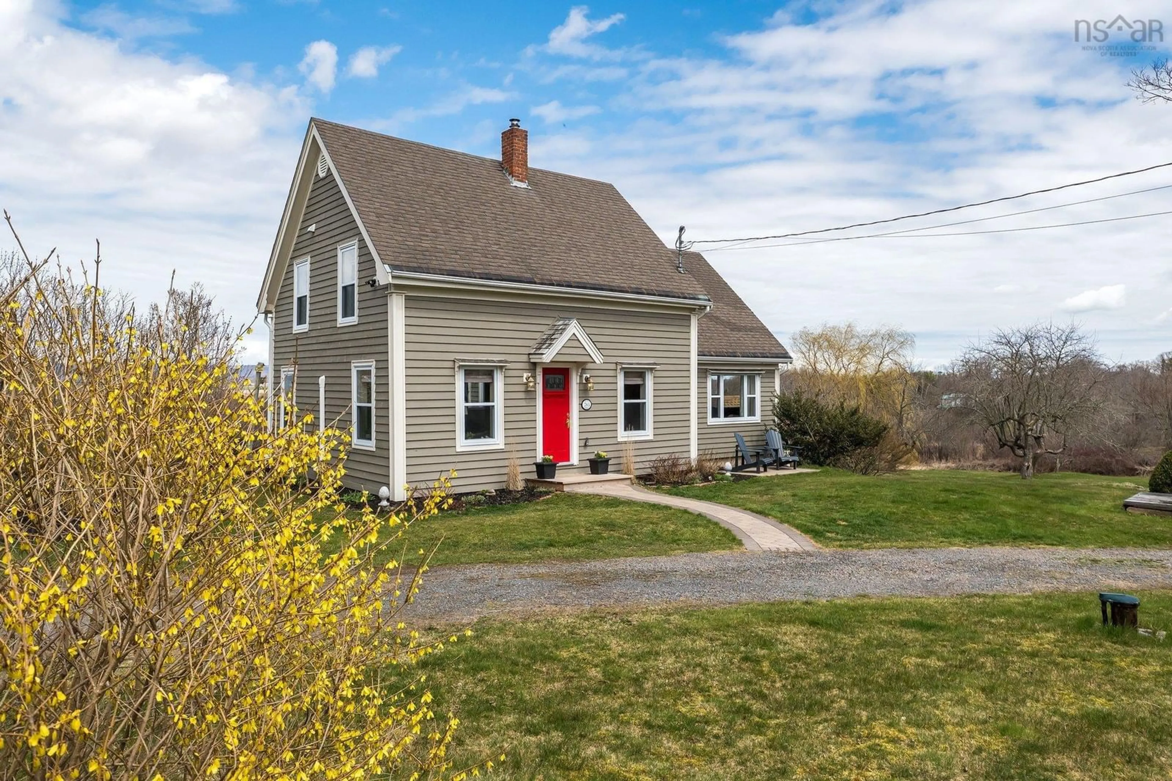 A pic from outside/outdoor area/front of a property/back of a property/a pic from drone, street for 765 Church St, Port Williams Nova Scotia B0P 1T0