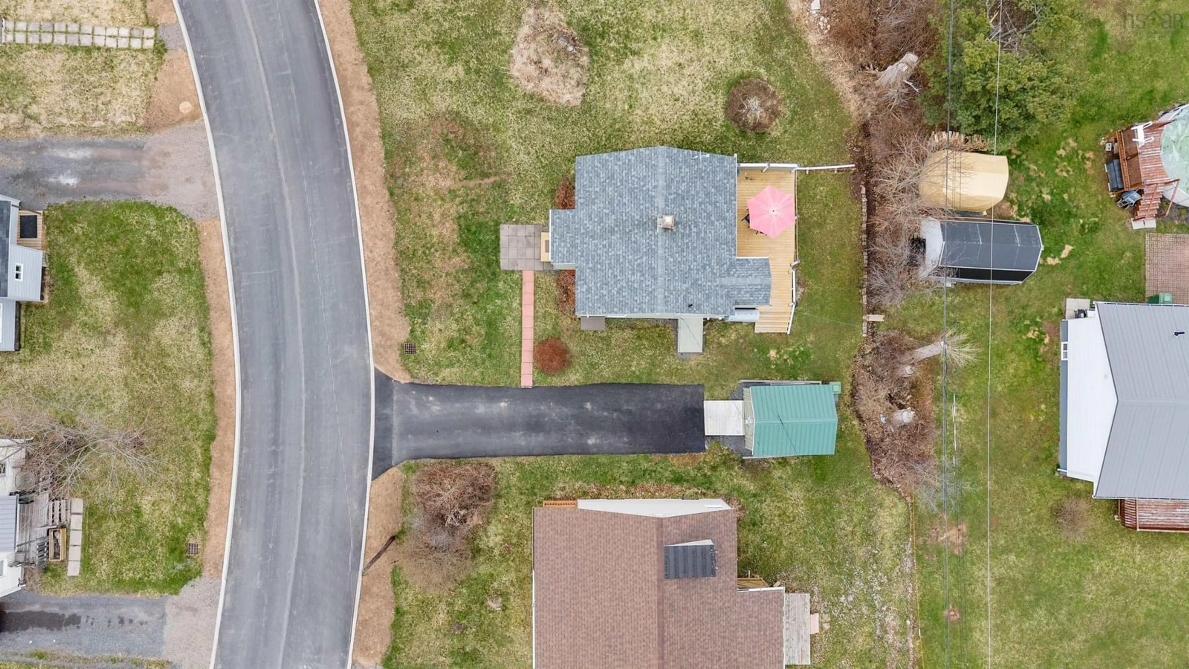 A pic from outside/outdoor area/front of a property/back of a property/a pic from drone, street for 39 Highland Dr, New Glasgow Nova Scotia B2H 4C3
