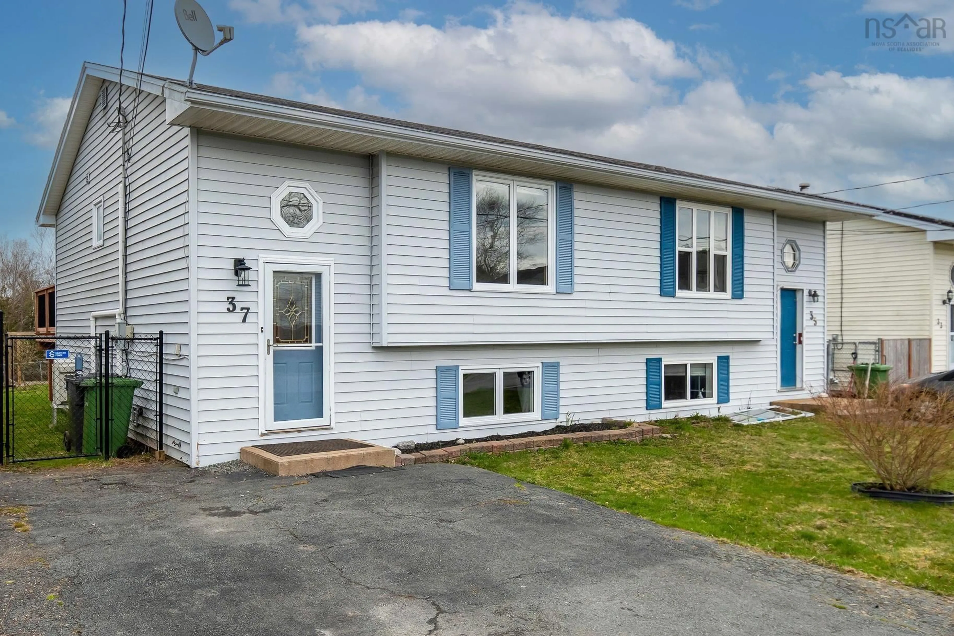 Home with vinyl exterior material, street for 37 Norway Maple Dr, Timberlea Nova Scotia B3T 1H7