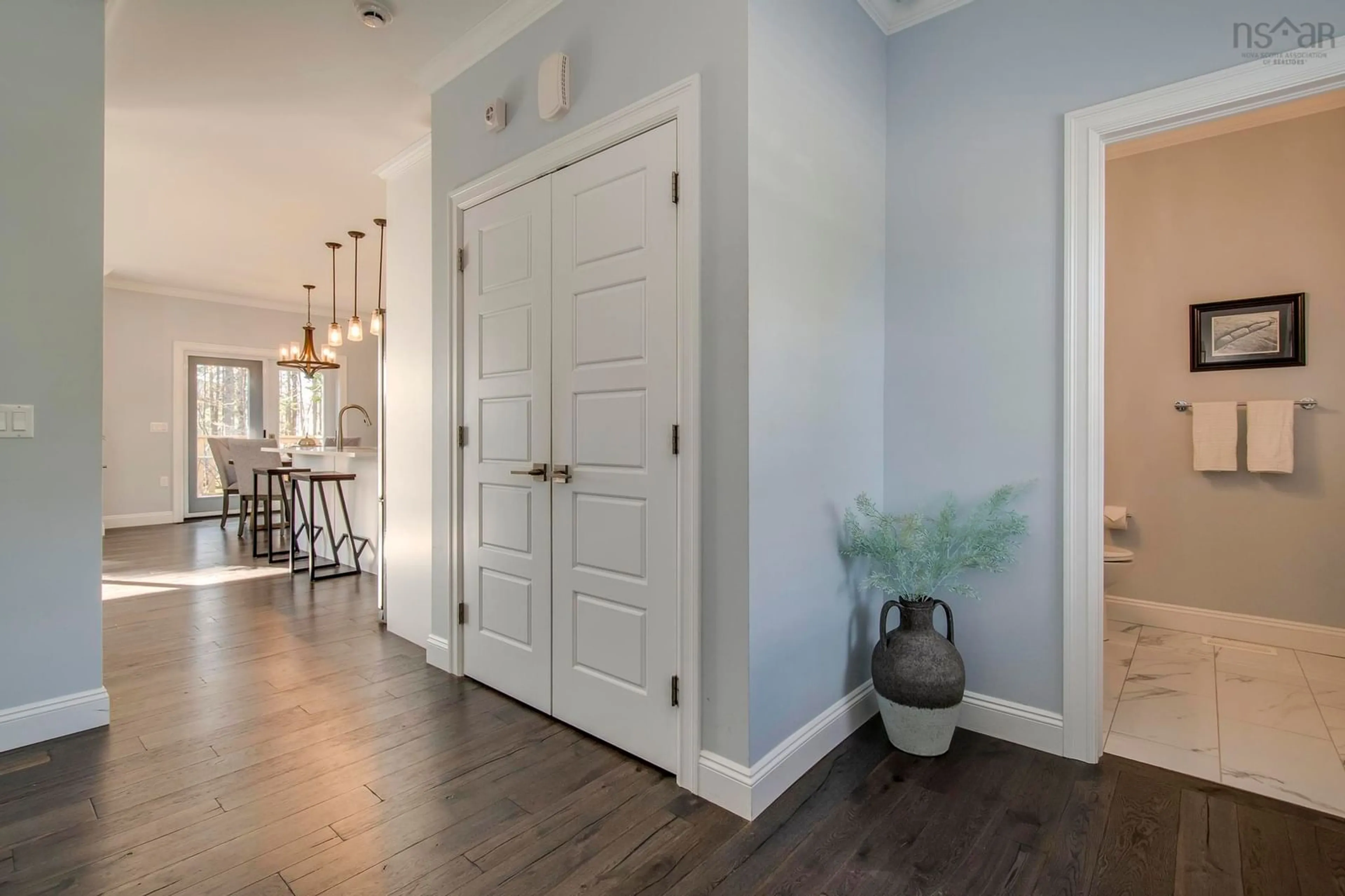 Indoor entryway for 135 Lewis Dr, Bedford Nova Scotia B4B 0L3