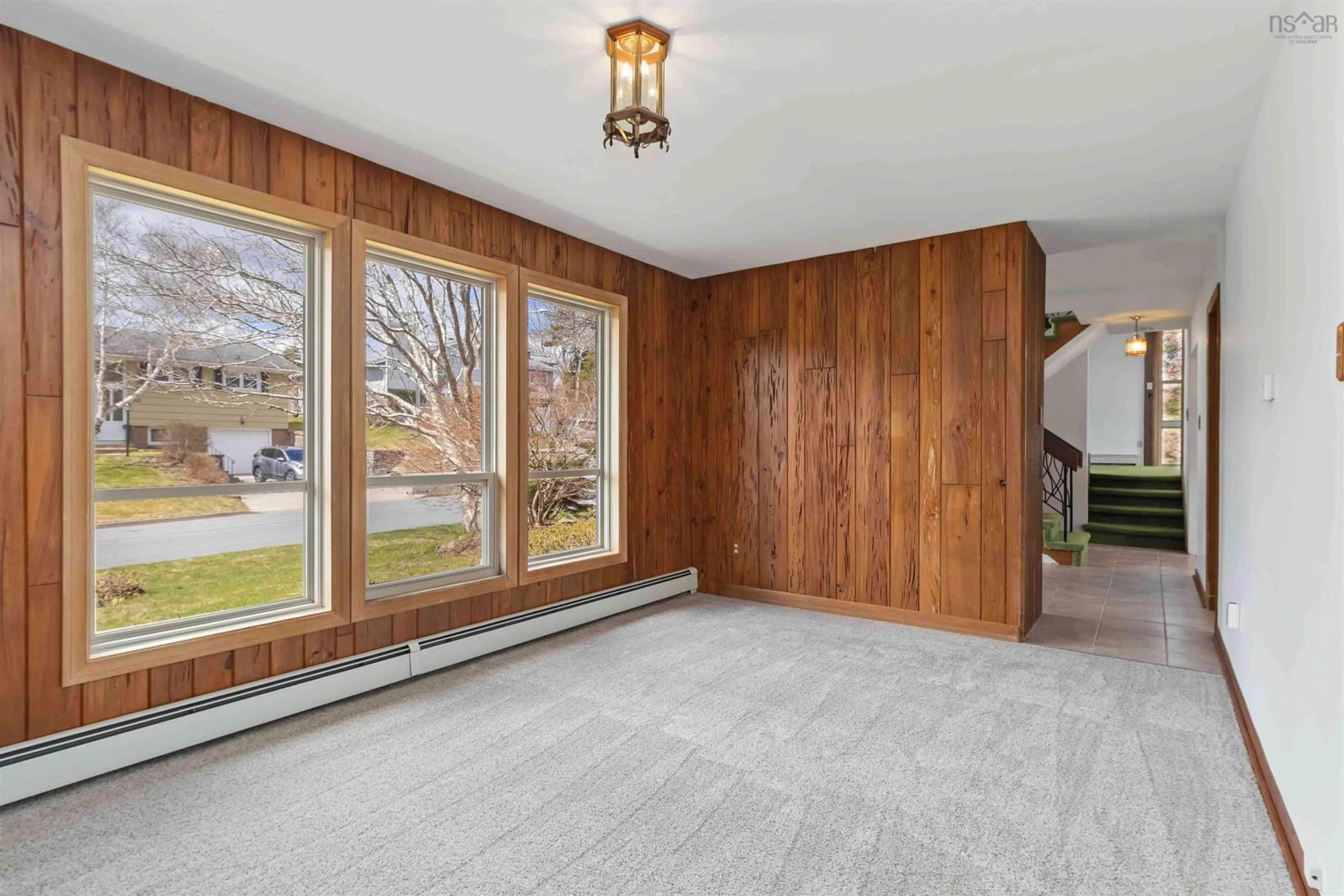 Indoor entryway for 21 Birkdale Cres, Halifax Nova Scotia B3M 1H4