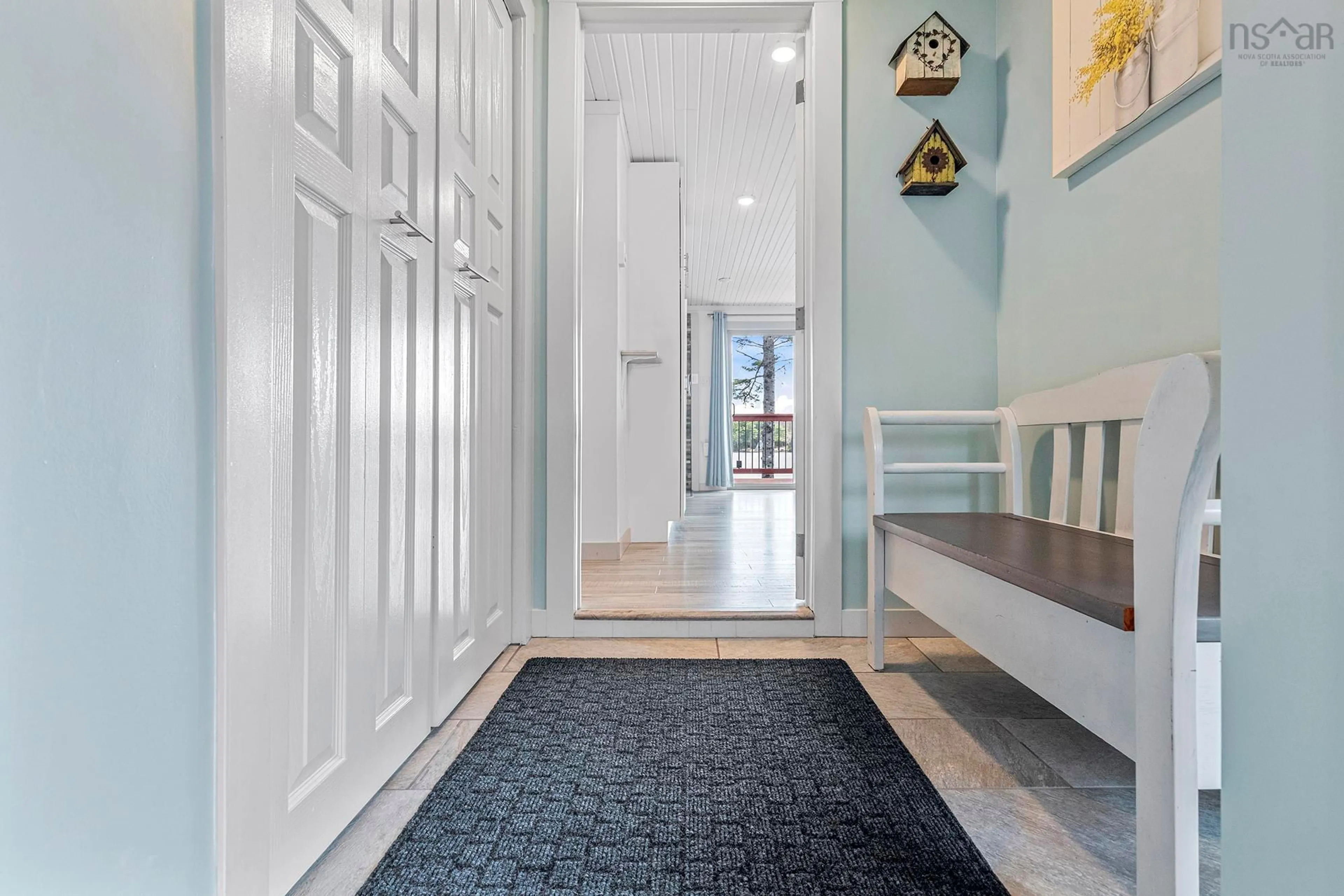 Indoor entryway for 63 Pentz Lake Dr, Mount Uniacke Nova Scotia B0N 1Z0