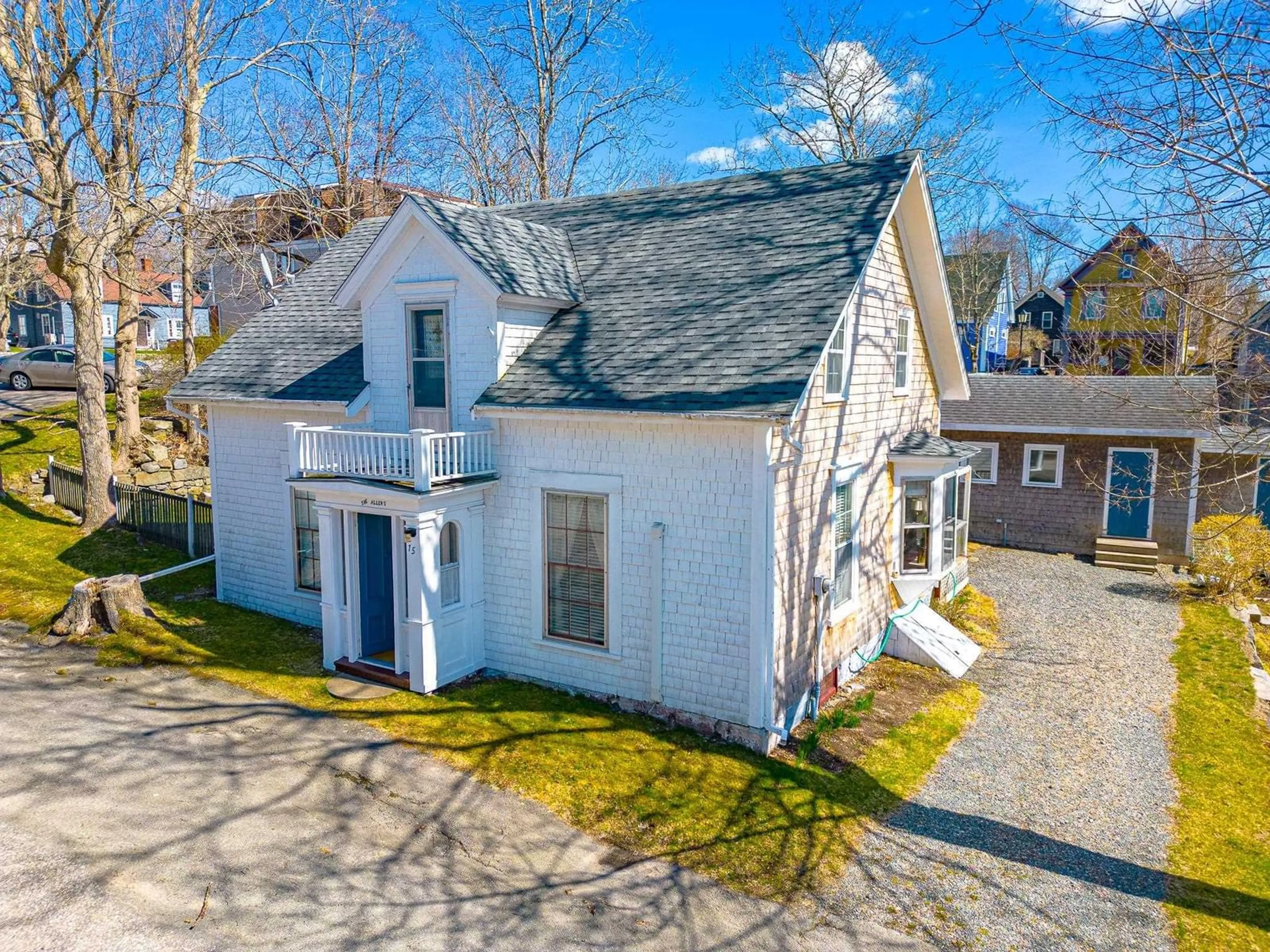 A pic from outside/outdoor area/front of a property/back of a property/a pic from drone, street for 15 John St, Shelburne Nova Scotia B0T 1W0